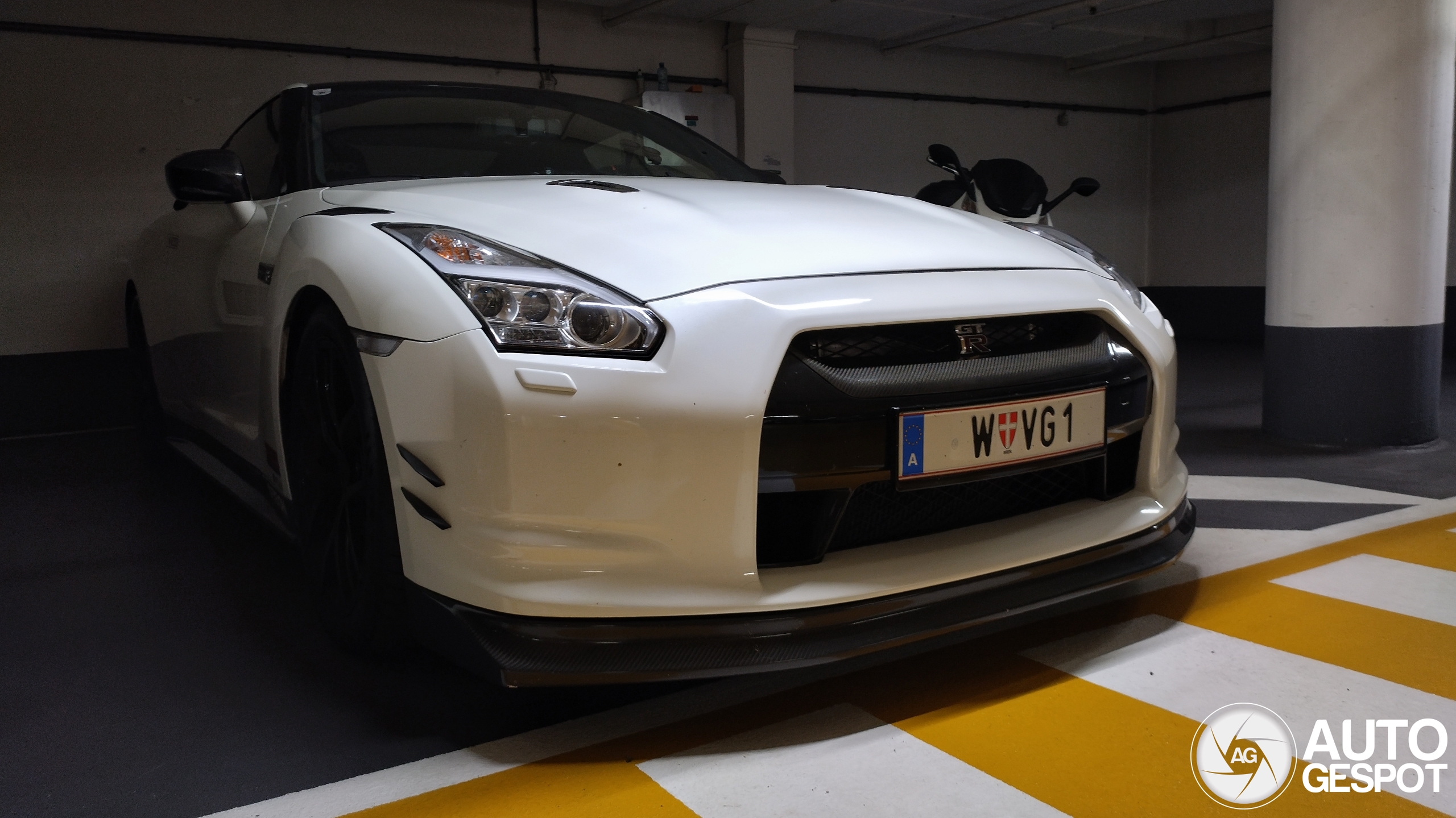 Nissan GT-R AMS Performance Alpha 7