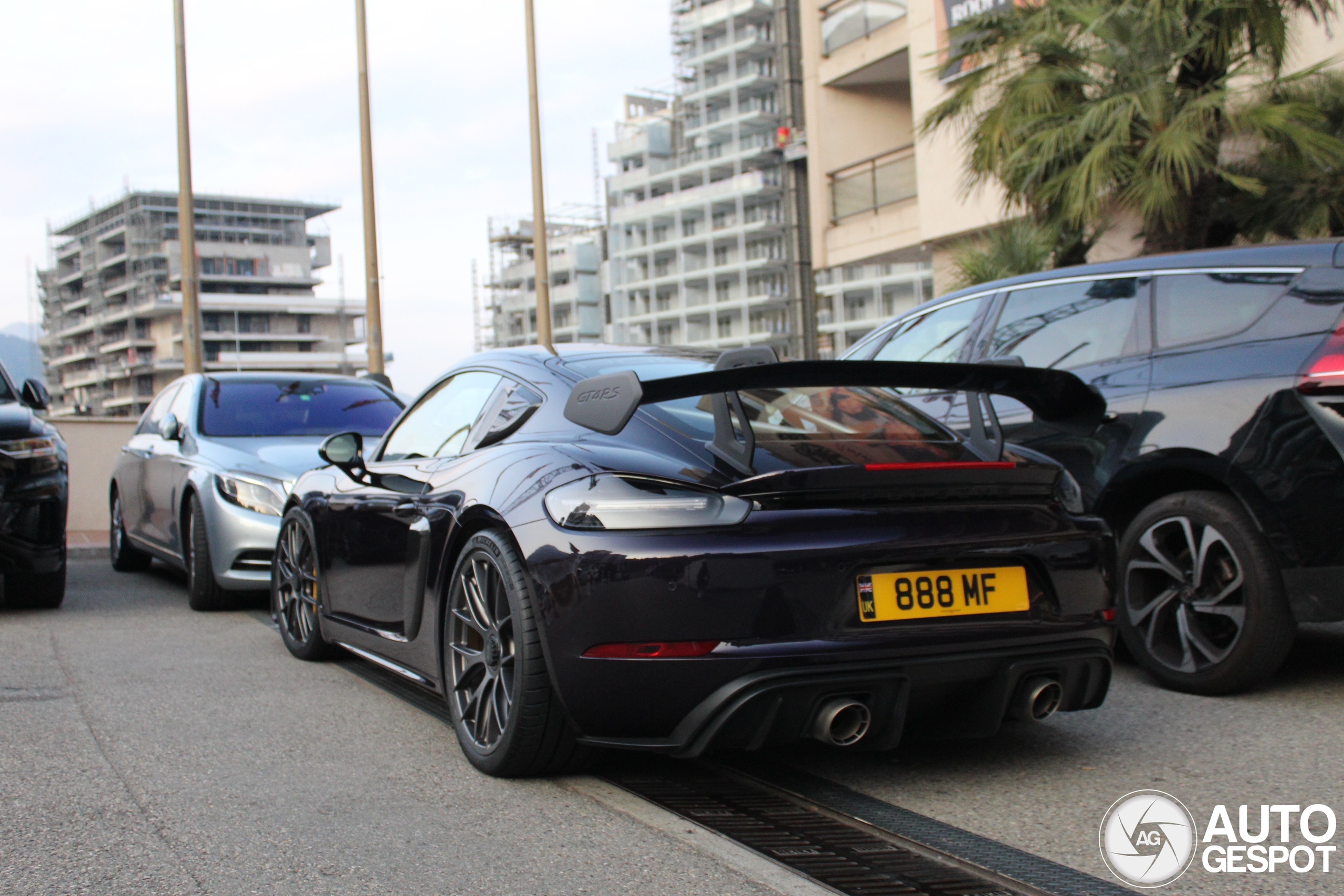 Porsche 718 Cayman GT4 RS Weissach Package