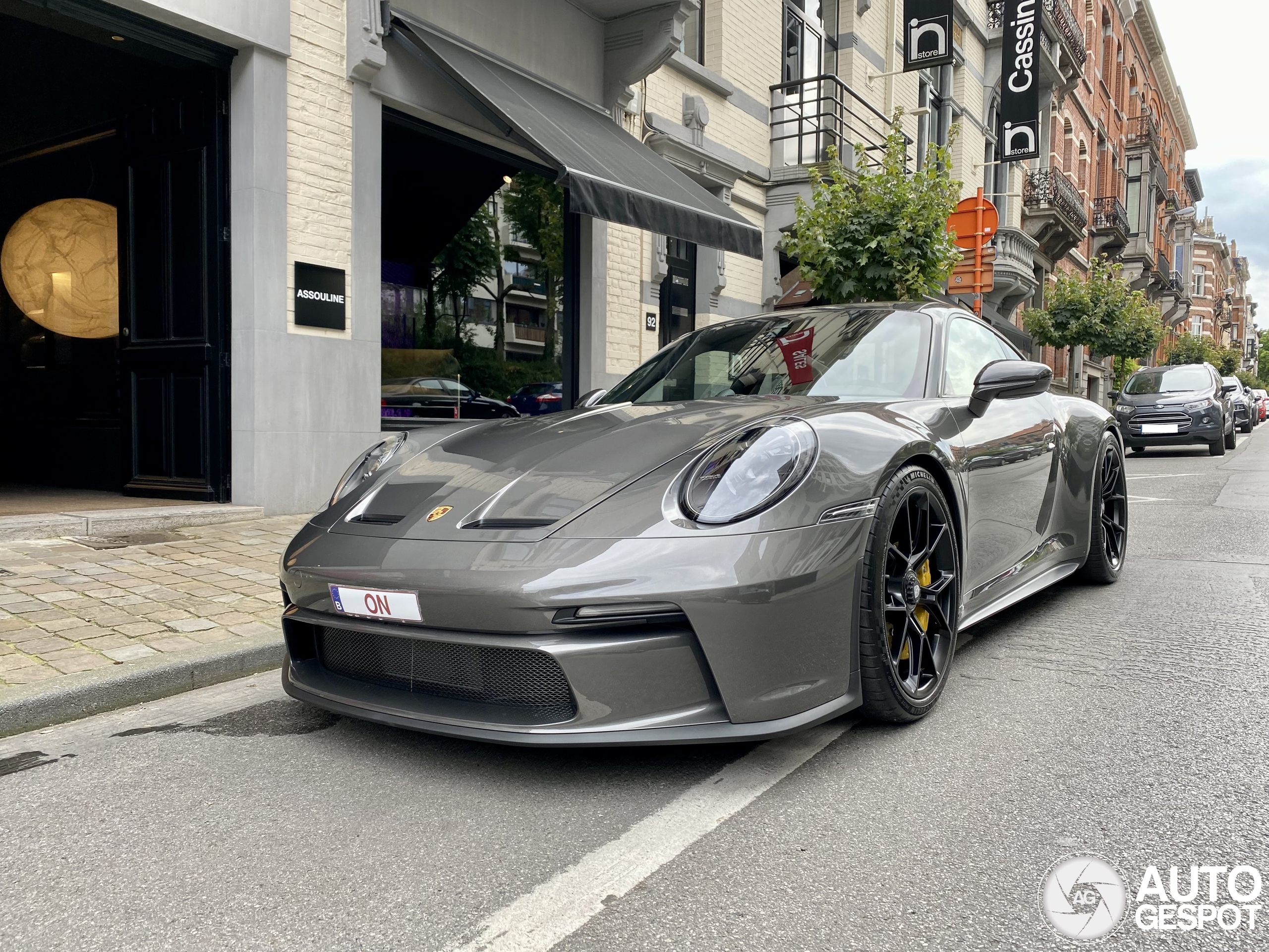 Porsche 992 GT3 Touring