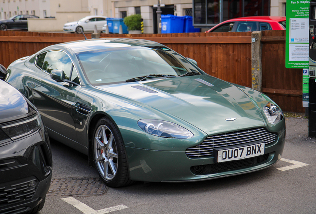 Aston Martin V8 Vantage