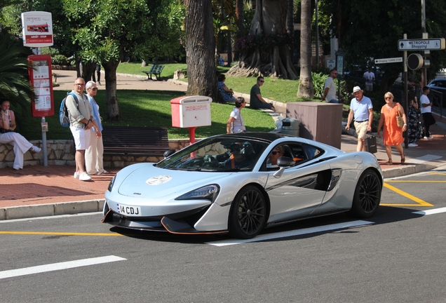 McLaren 570GT