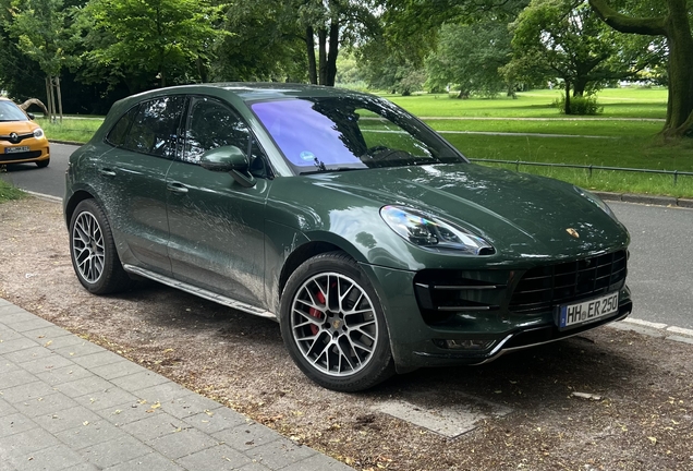 Porsche 95B Macan Turbo