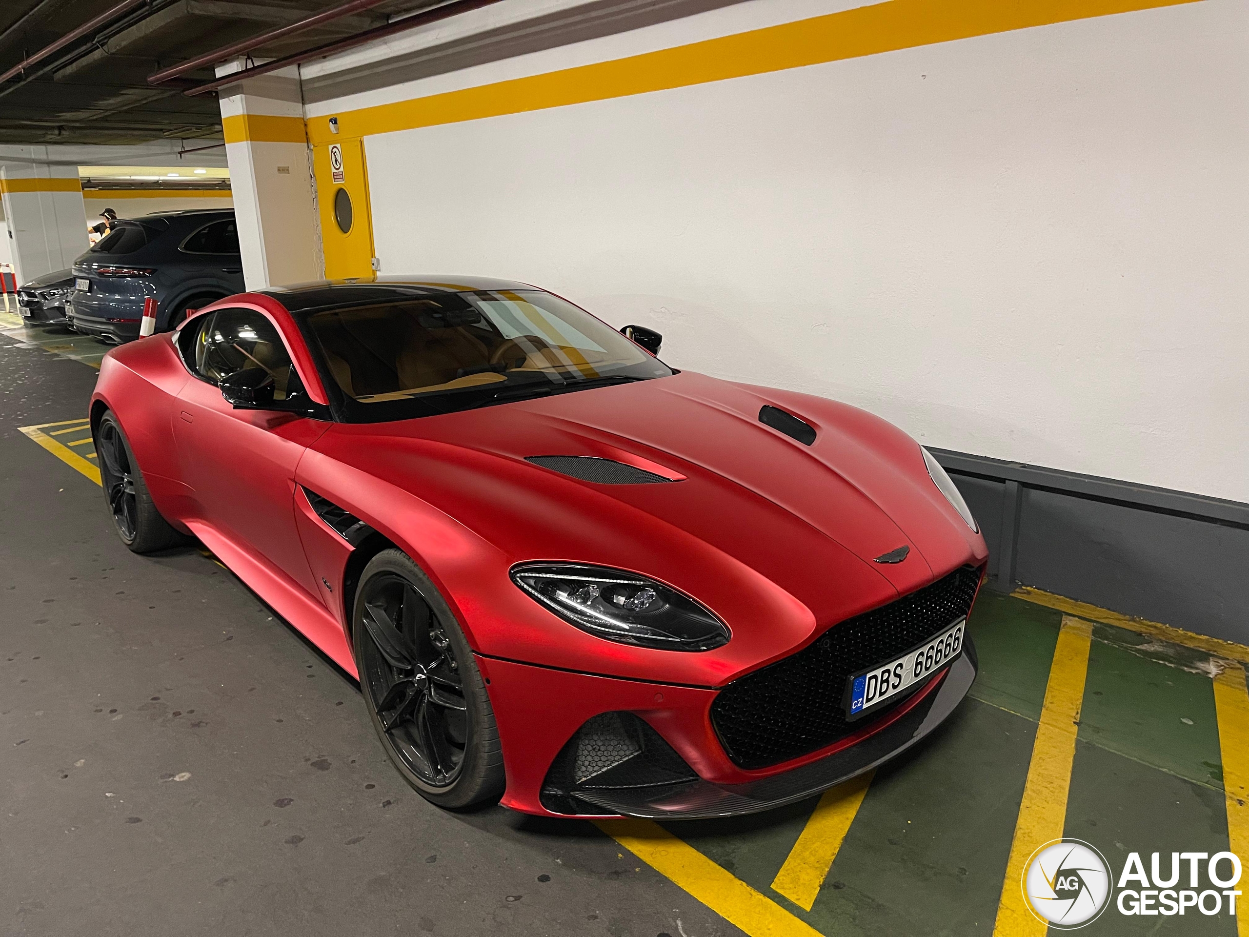 Aston Martin DBS Superleggera