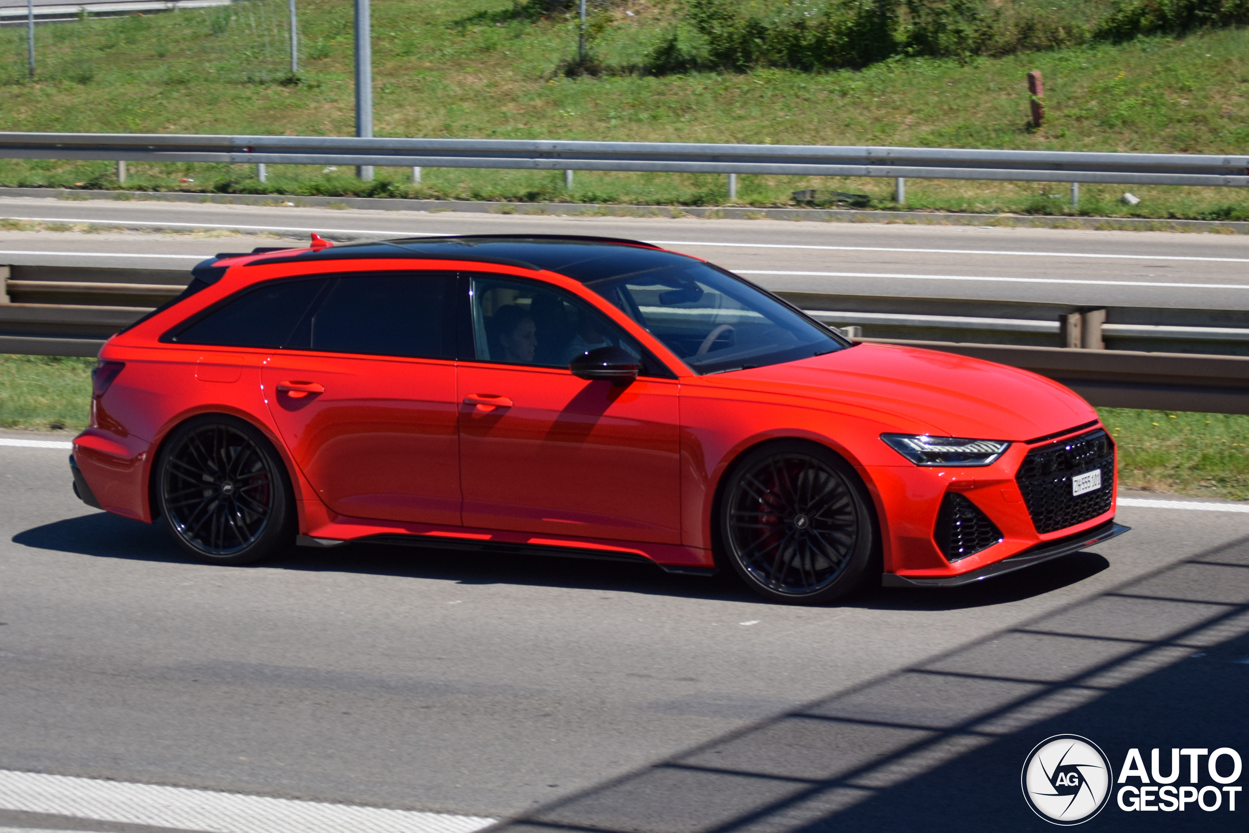 Audi ABT RS6-S Avant C8