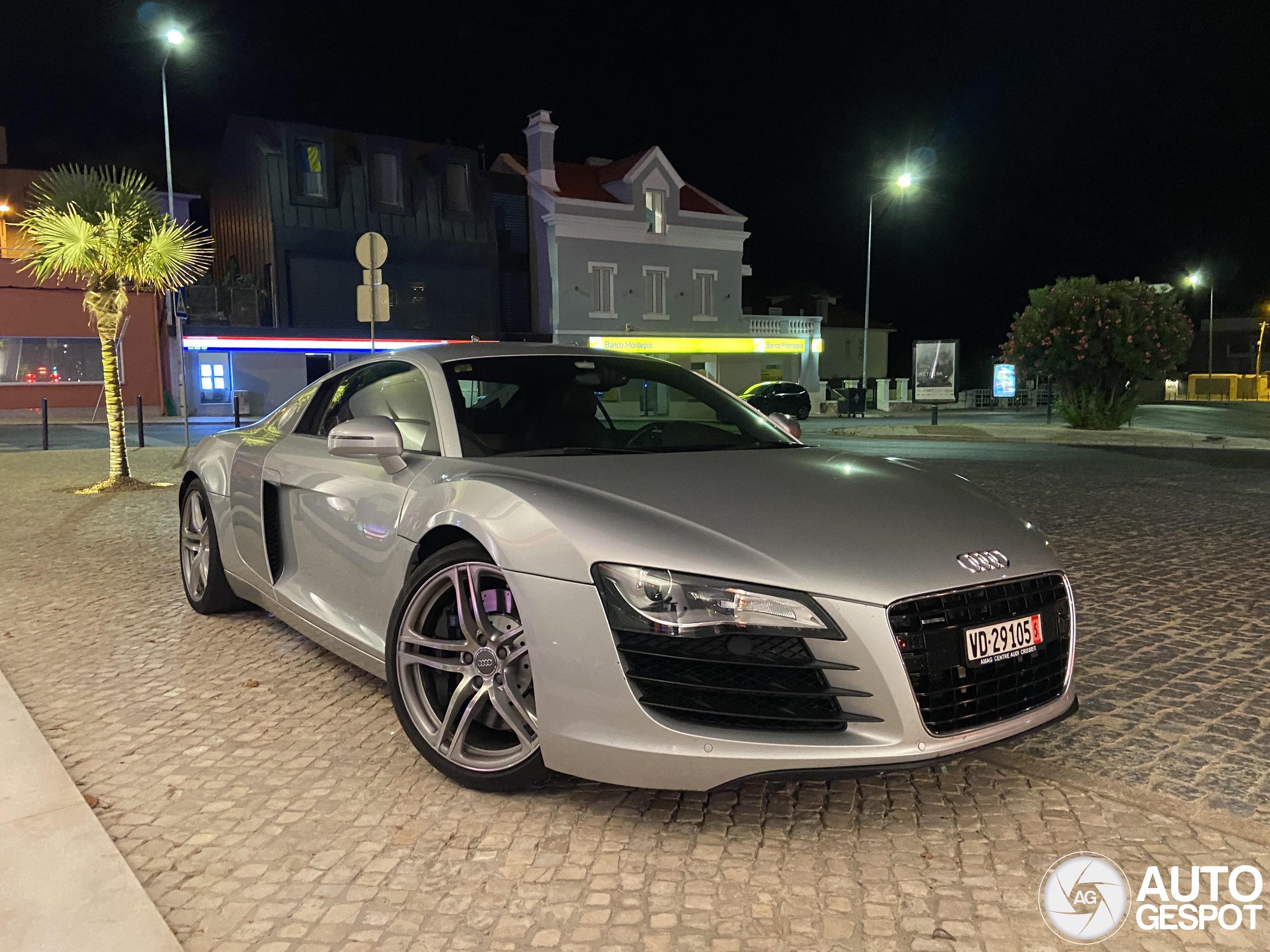 Audi R8