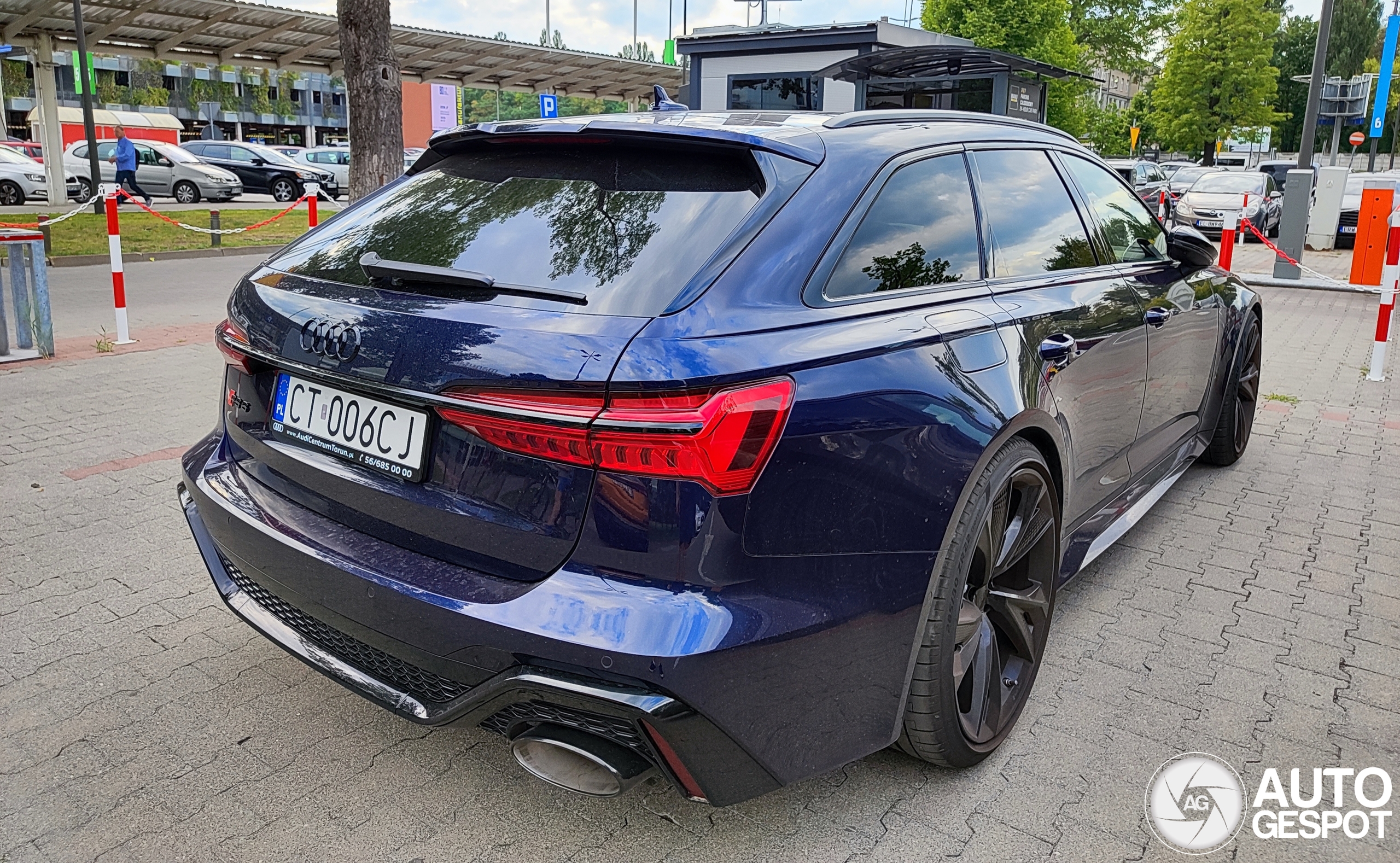 Audi RS6 Avant C8