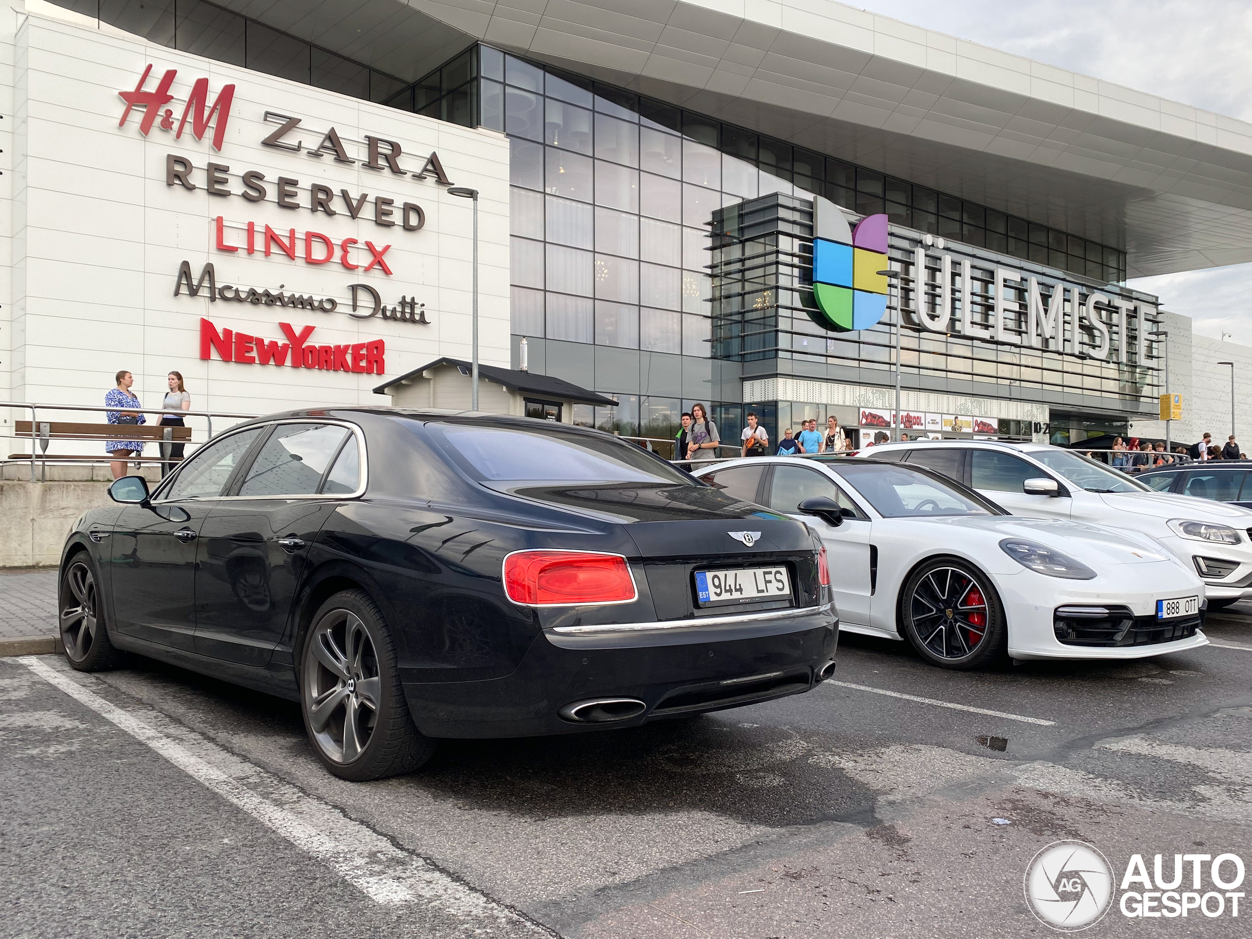 Bentley Flying Spur W12