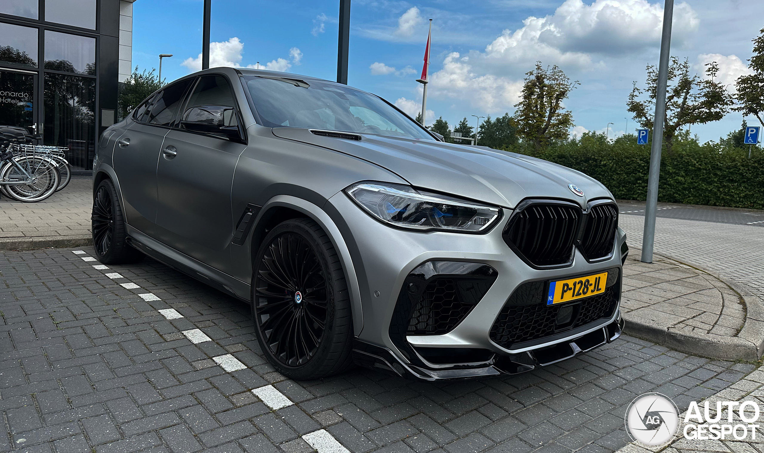 BMW X6 M F96 Competition First Edition Larte Design