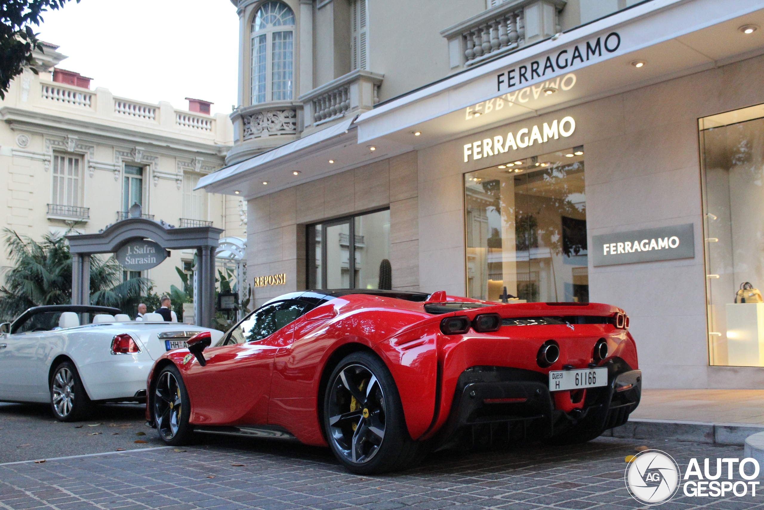 Ferrari SF90 Spider