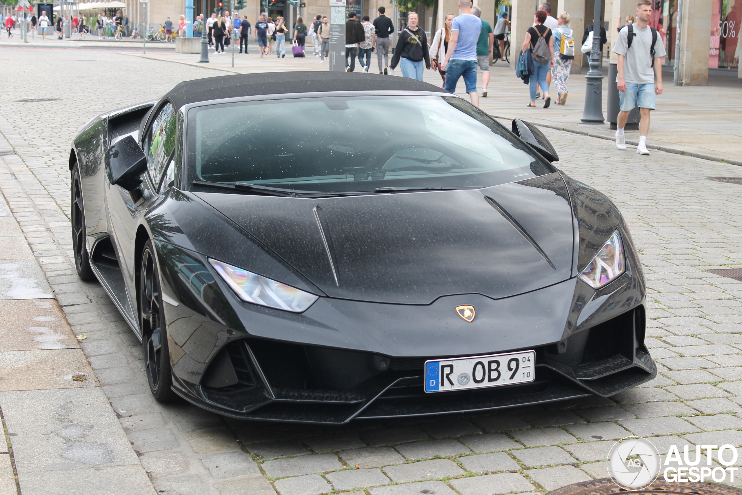 Lamborghini Huracán LP640-4 EVO Spyder