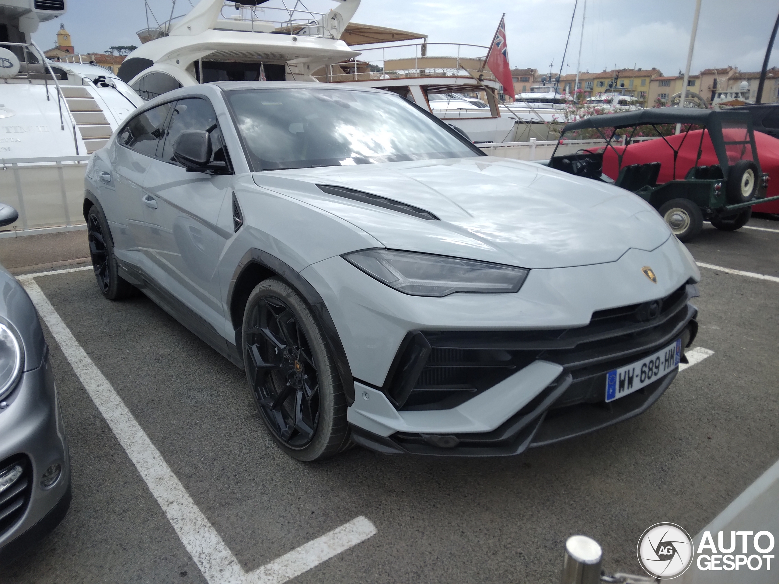 Lamborghini Urus Performante