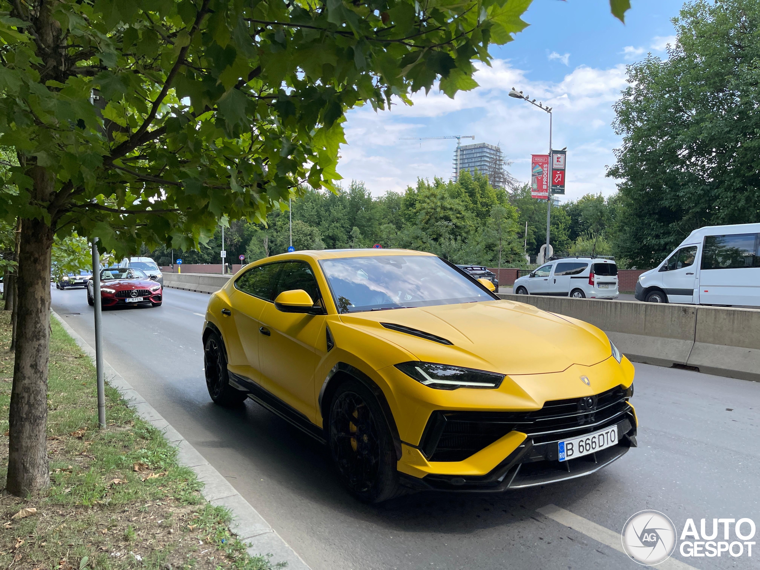 Lamborghini Urus Performante