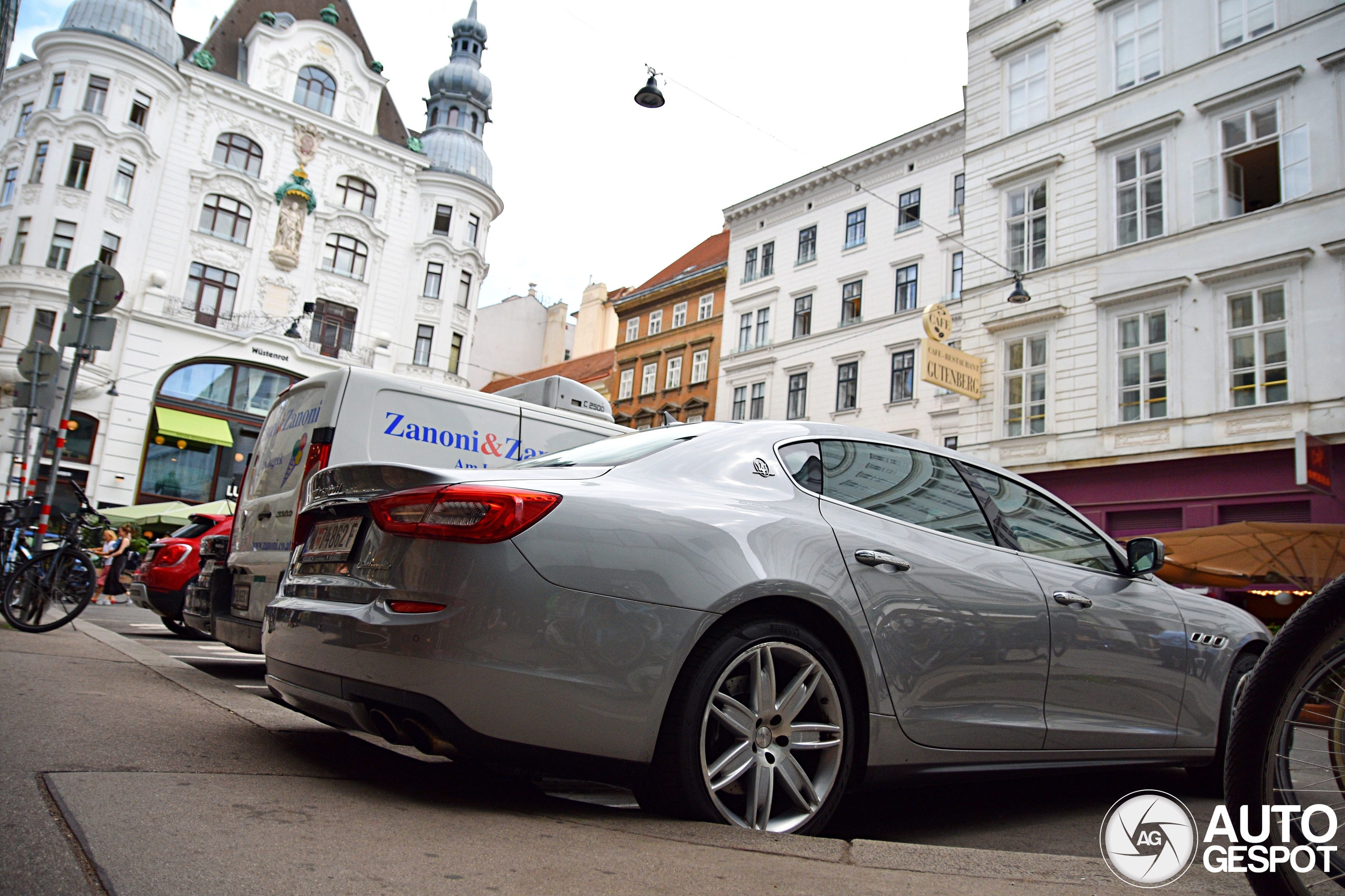 Maserati Quattroporte S Q4 2013