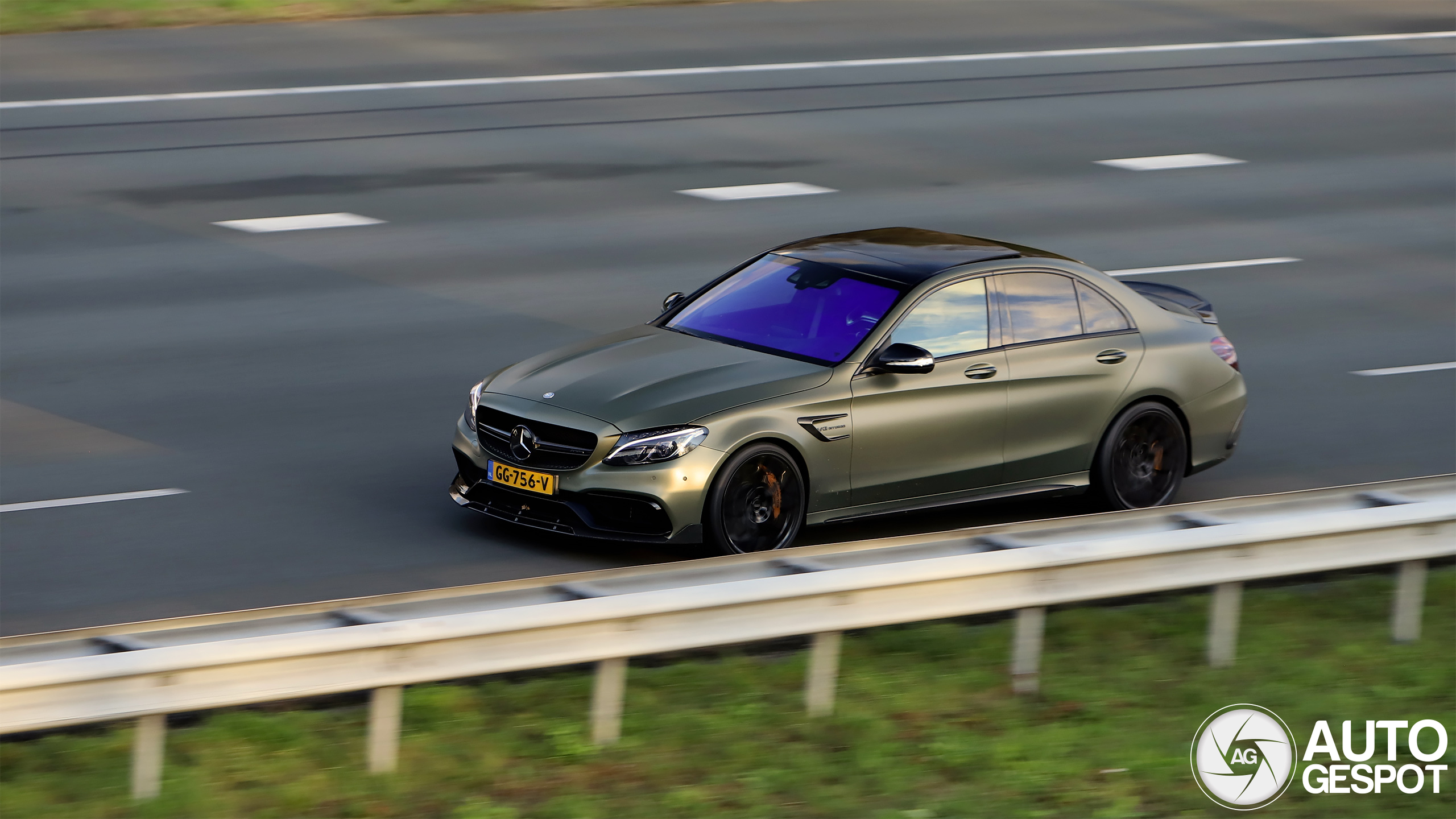 Mercedes-AMG C 63 S W205