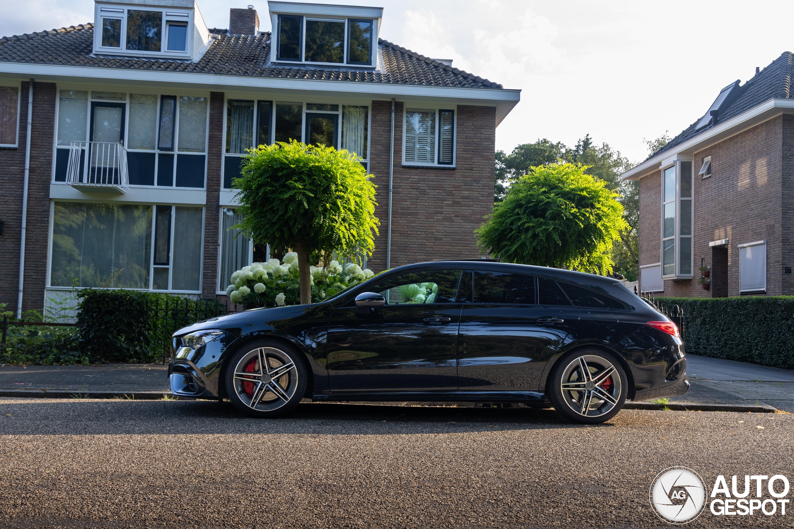 Mercedes-AMG CLA 45 S Shooting Brake X118