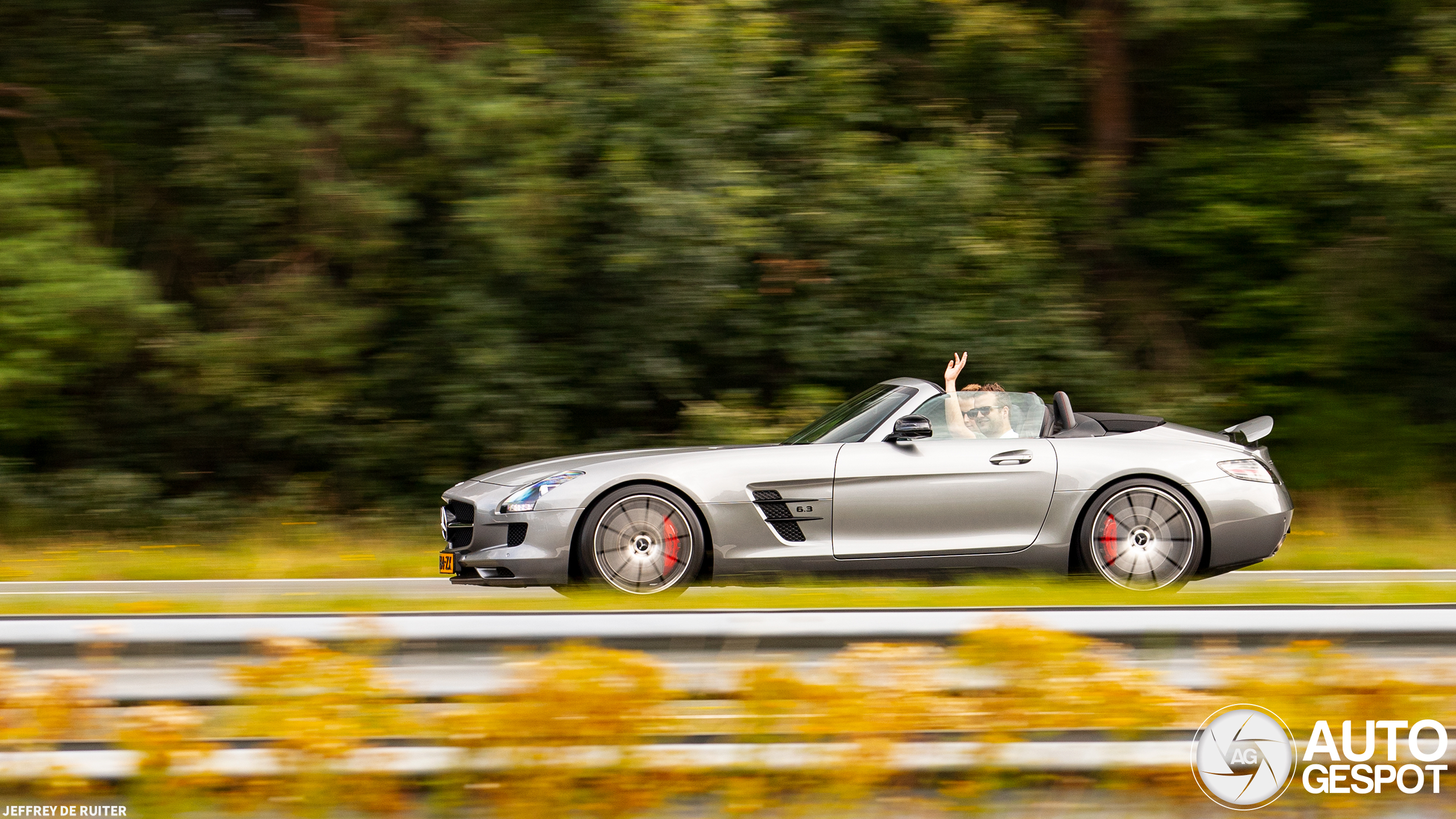 Mercedes-Benz SLS AMG GT Roadster