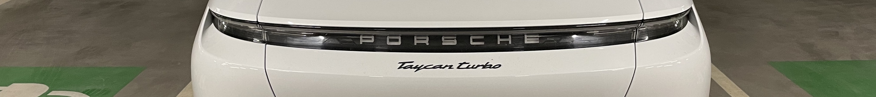 Porsche Taycan Turbo