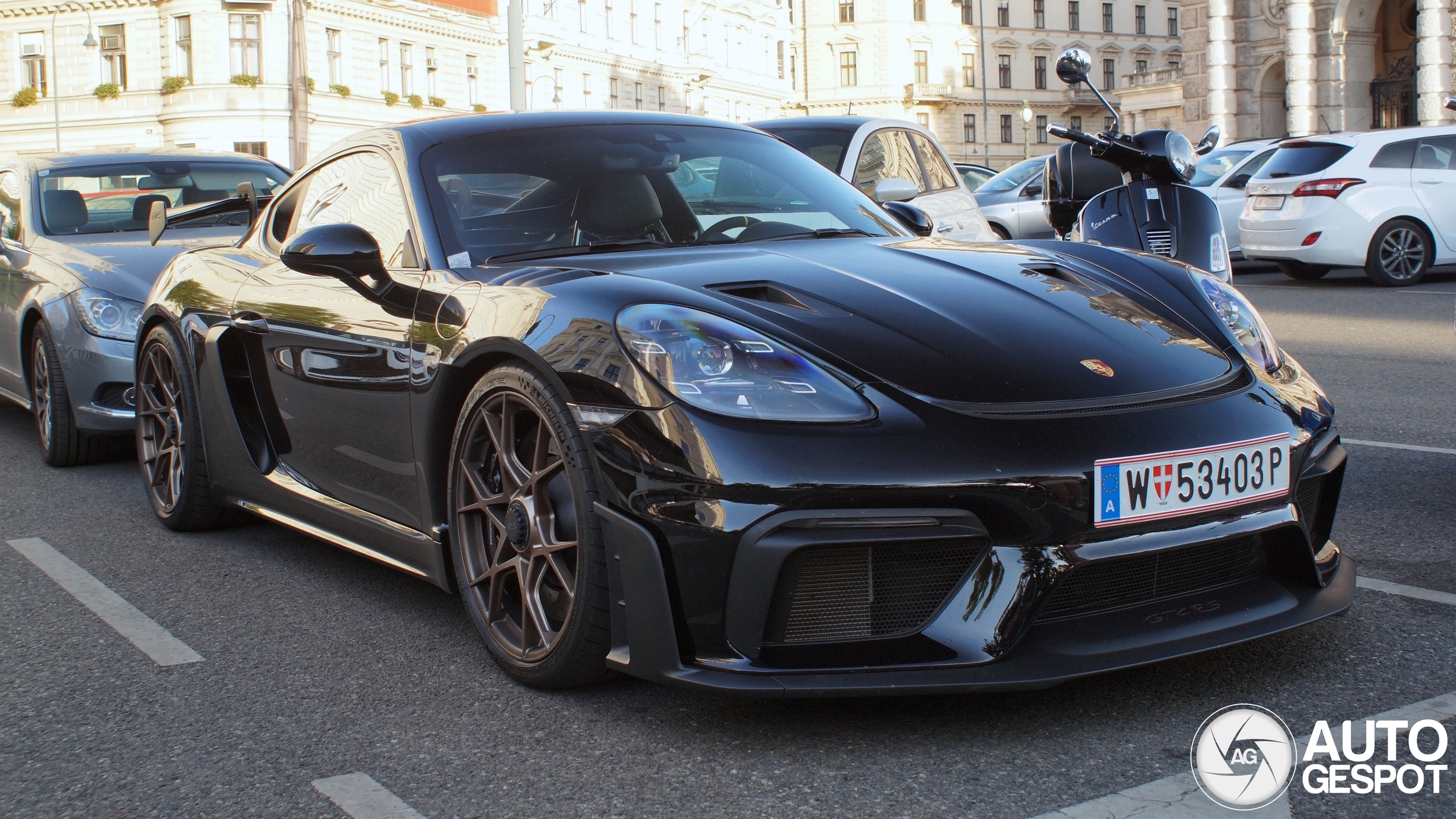 Porsche 718 Cayman GT4 RS