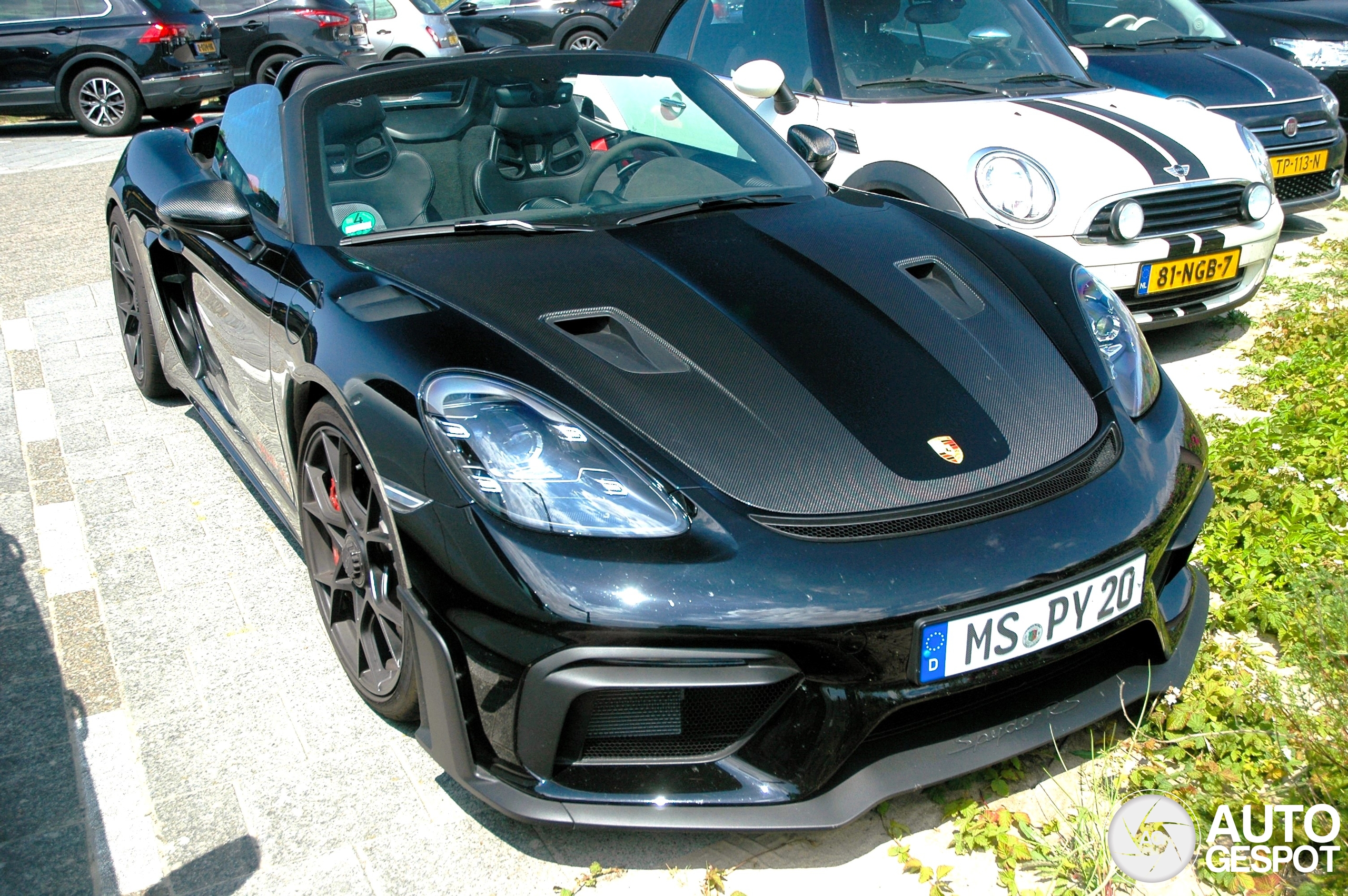 Porsche 718 Spyder RS Weissach Package