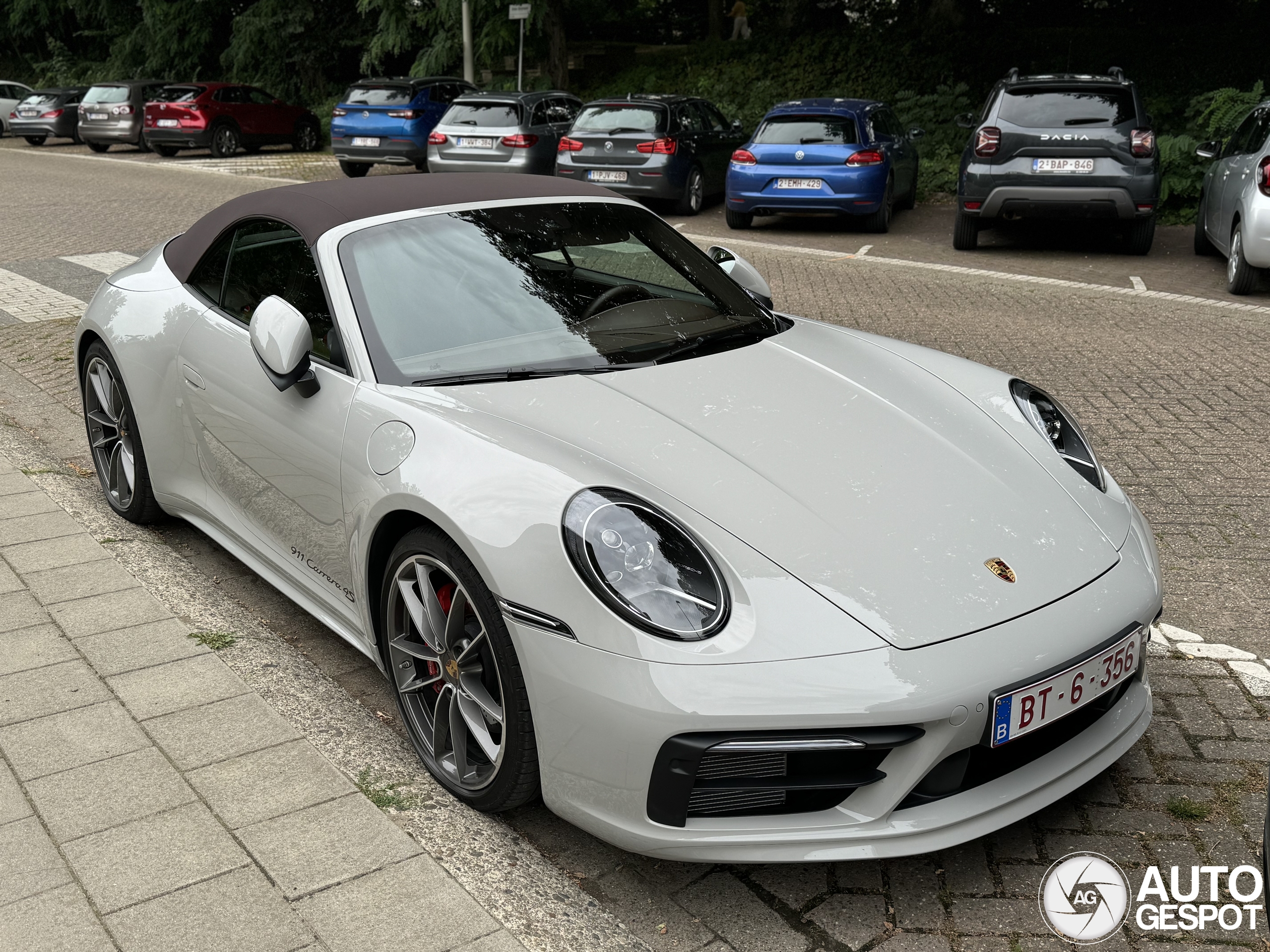 Porsche 992 Carrera 4S Cabriolet