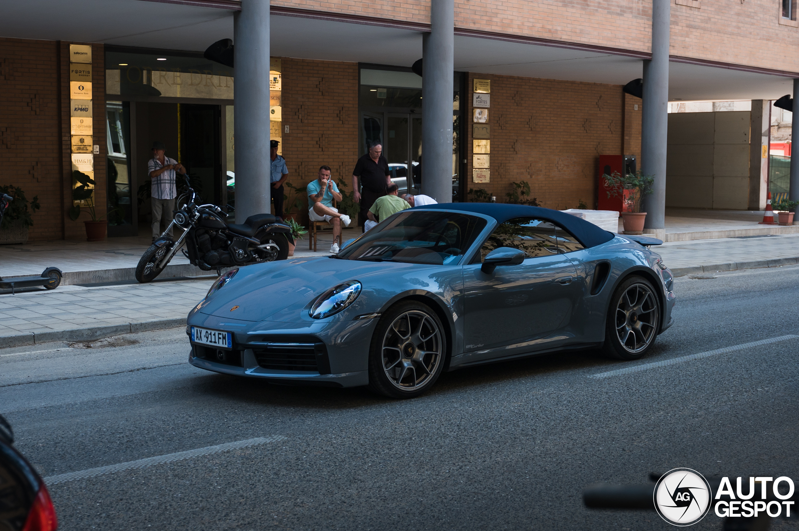 Porsche 992 Turbo Cabriolet