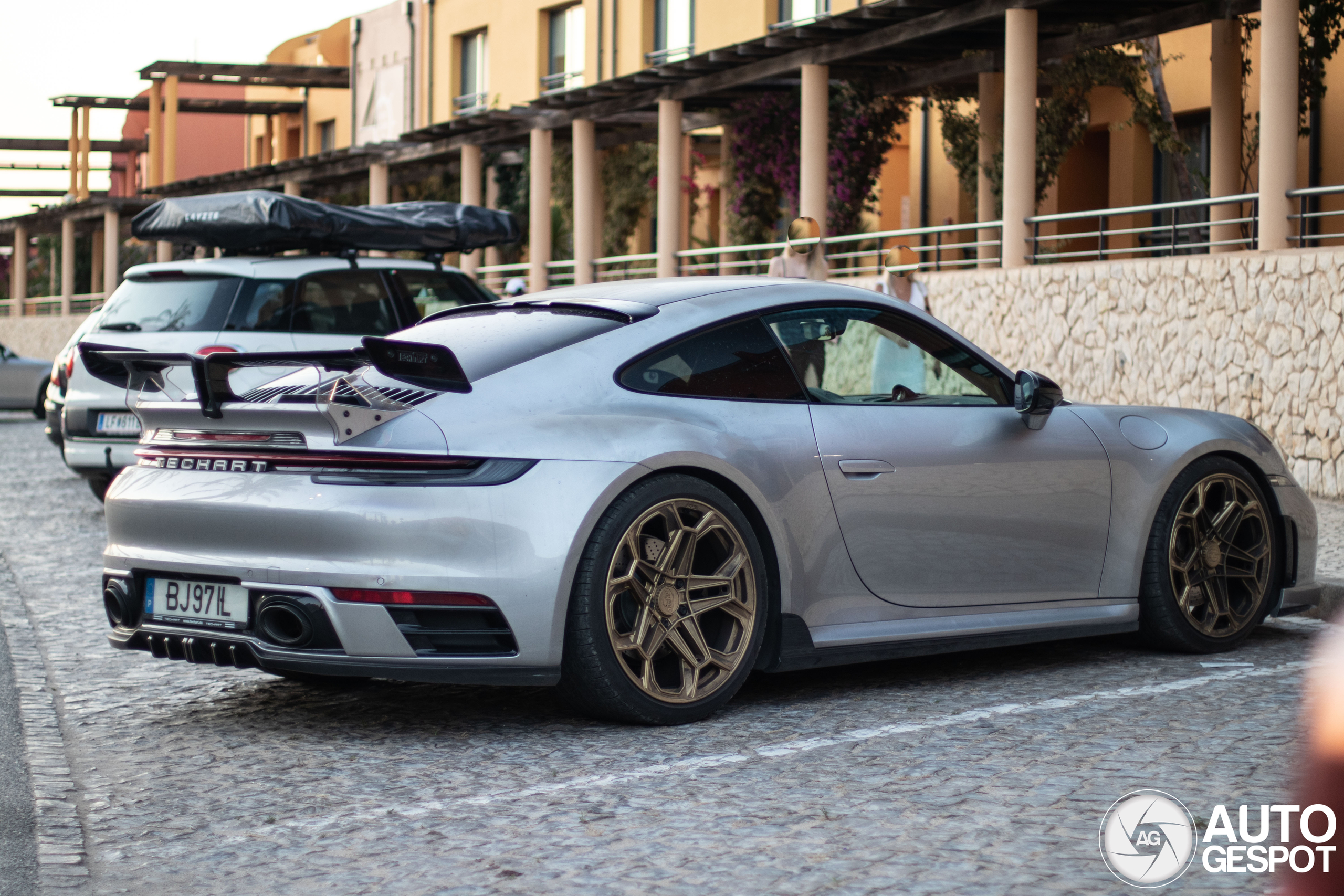 Porsche TechArt 992 Carrera 4S