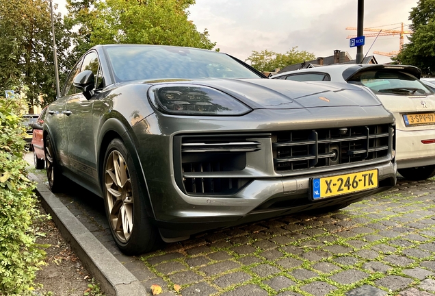 Porsche Cayenne Coupé Turbo E-Hybrid