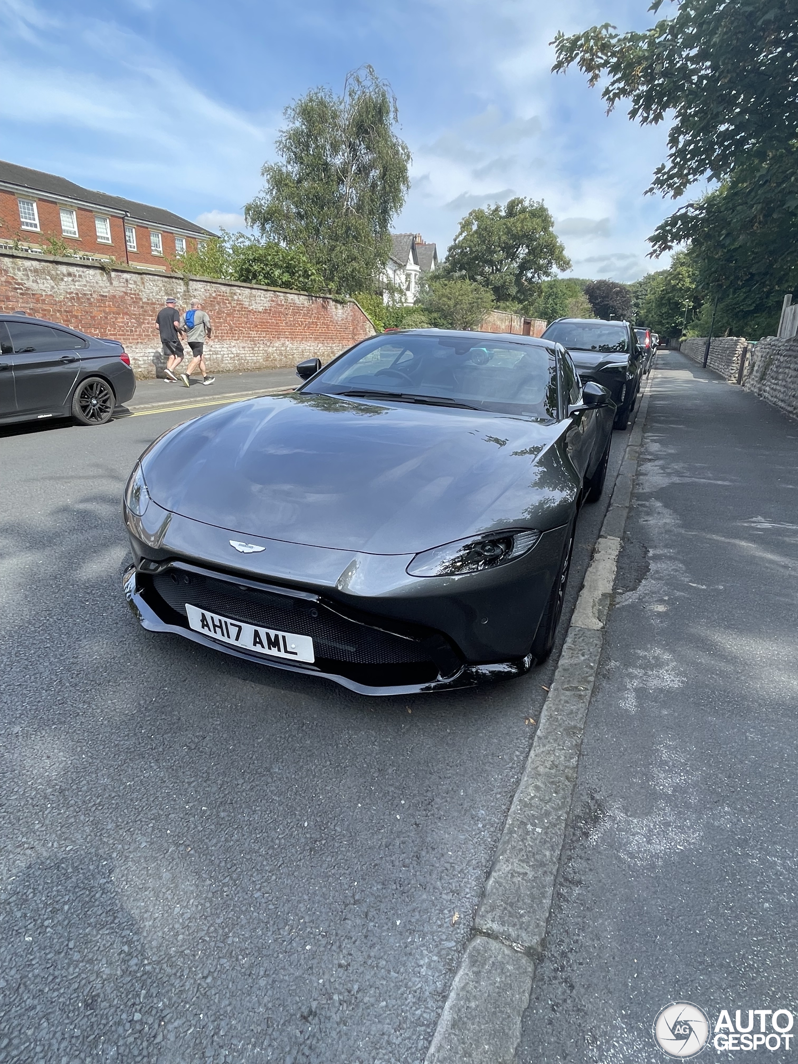 Aston Martin V8 Vantage 2018