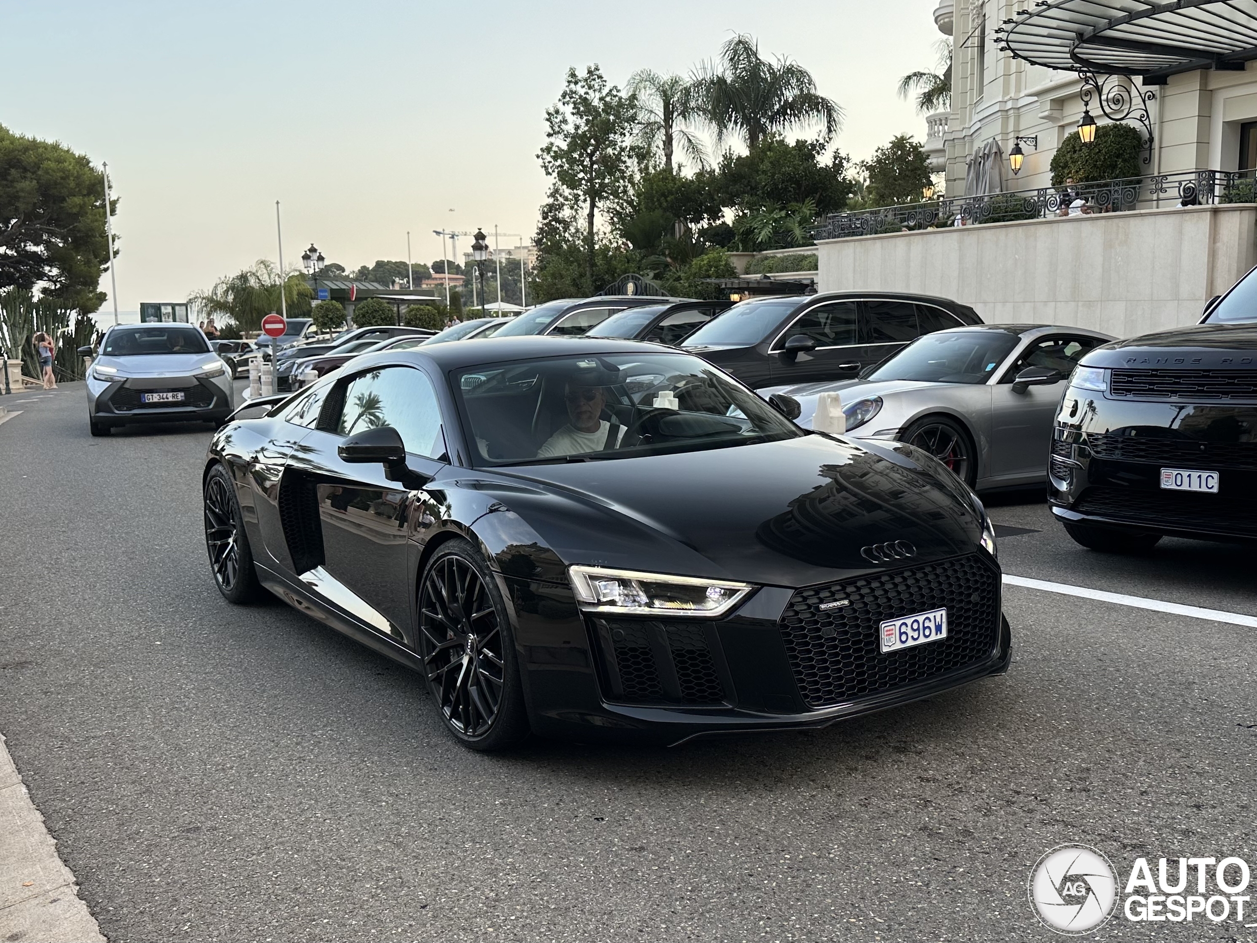 Audi R8 V10 Plus 2015