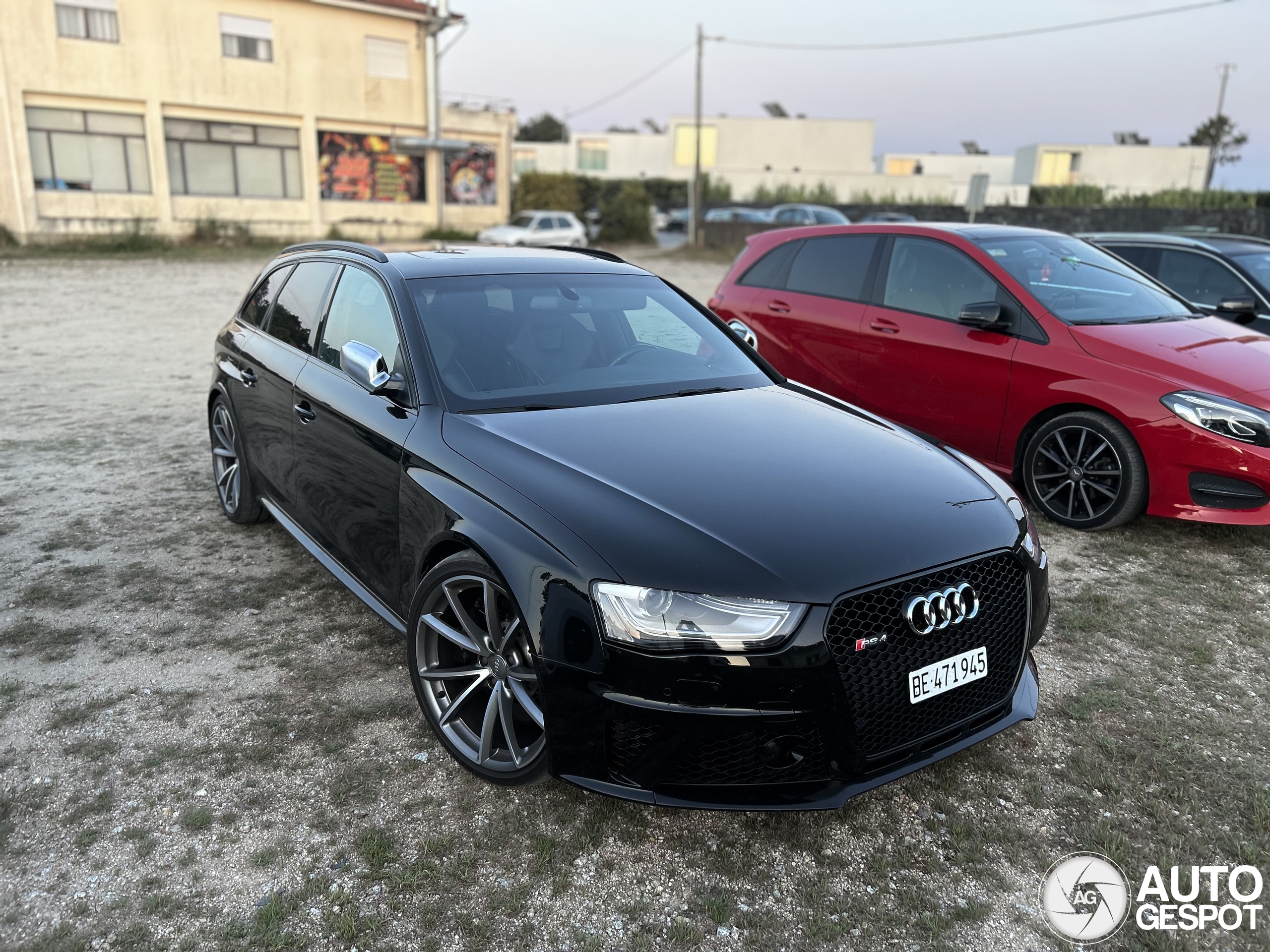 Audi RS4 Avant B8