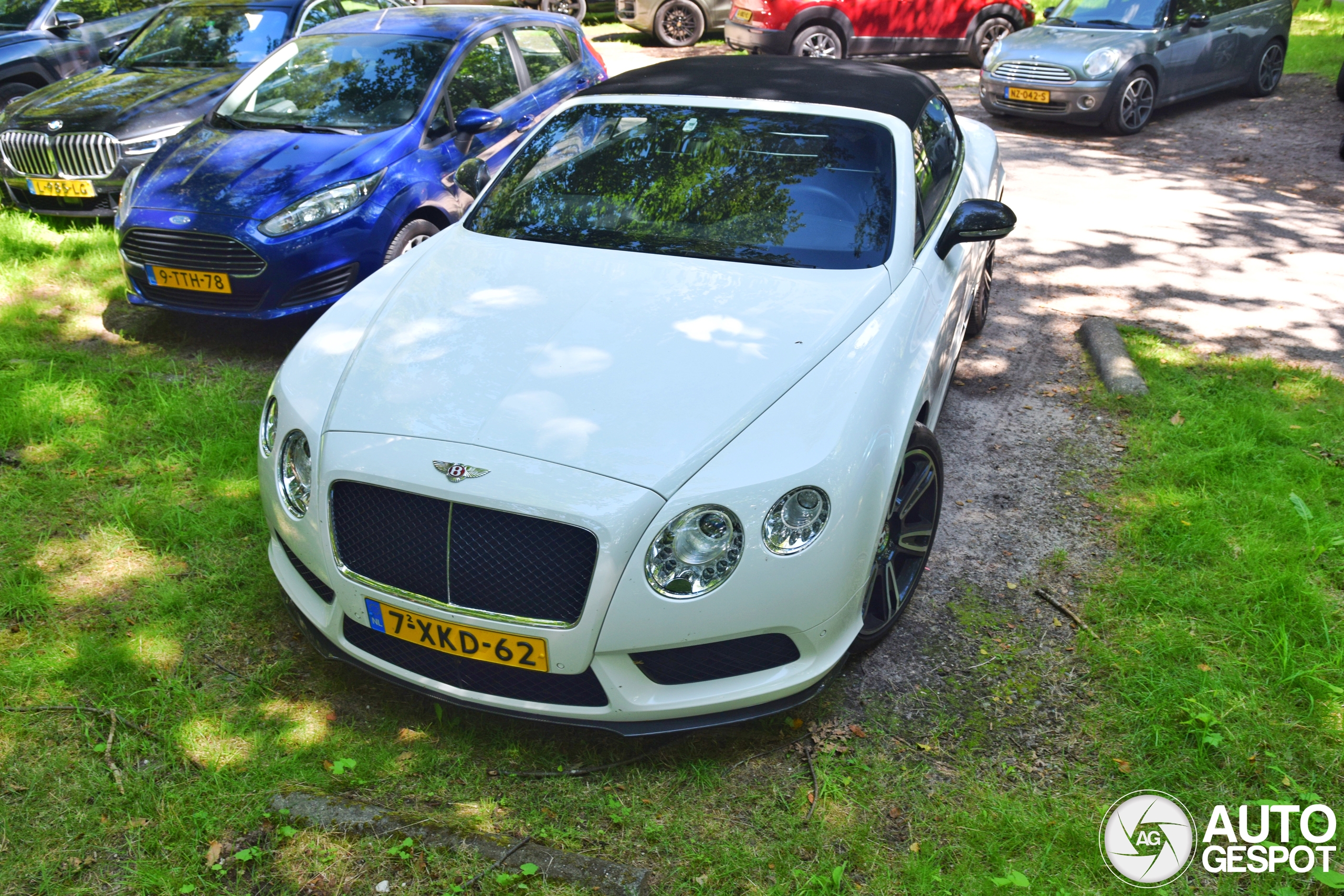 Bentley Continental GTC V8