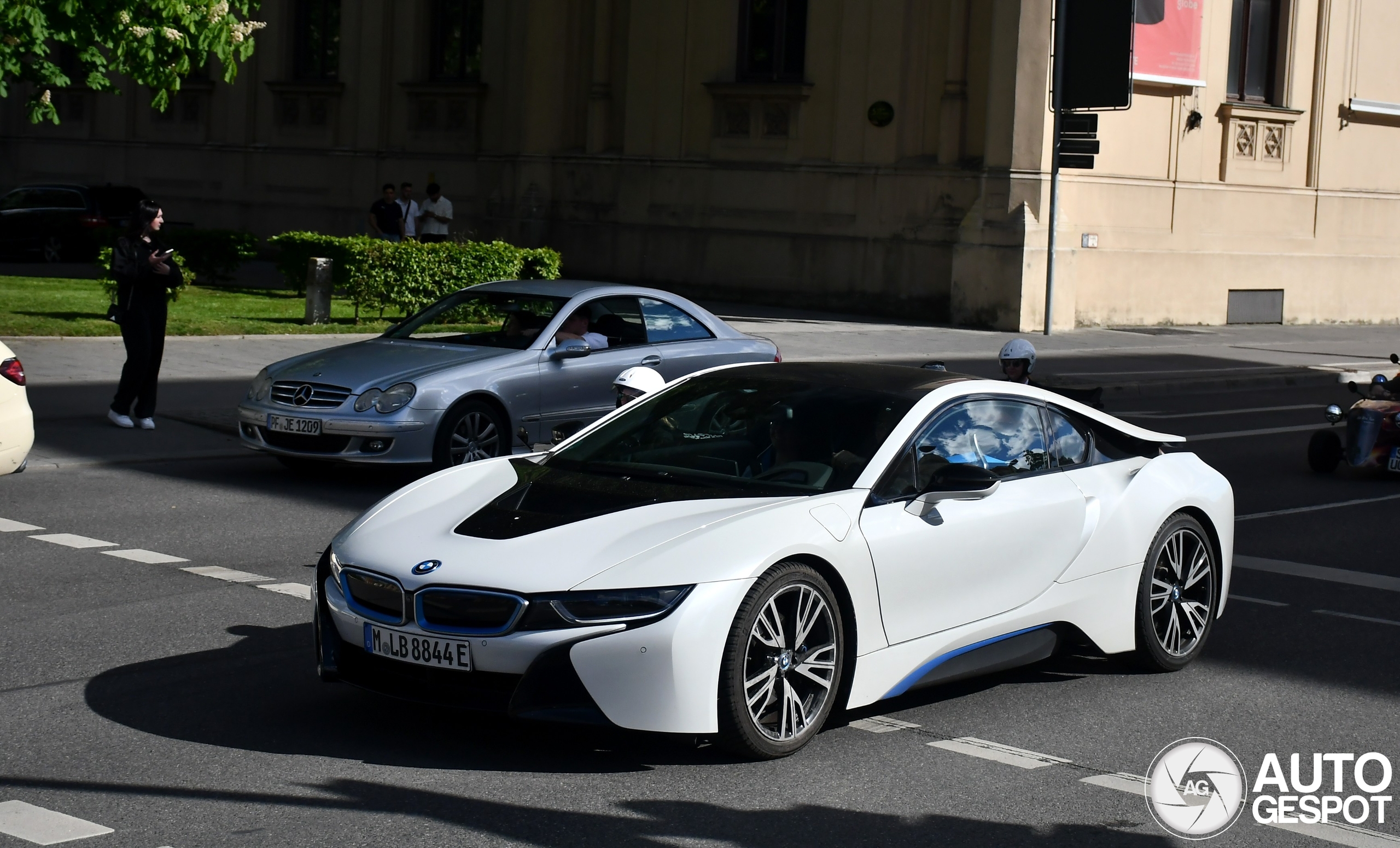 BMW i8