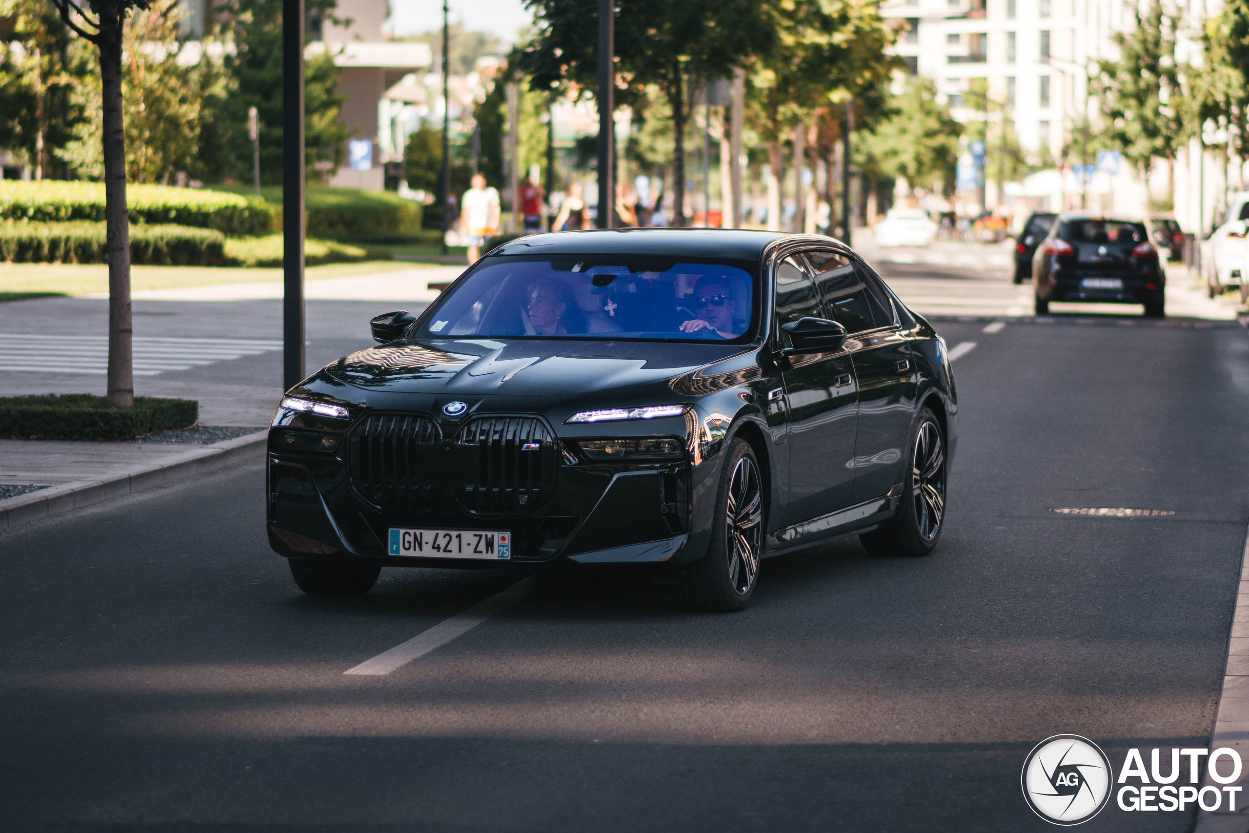 BMW M760e xDrive