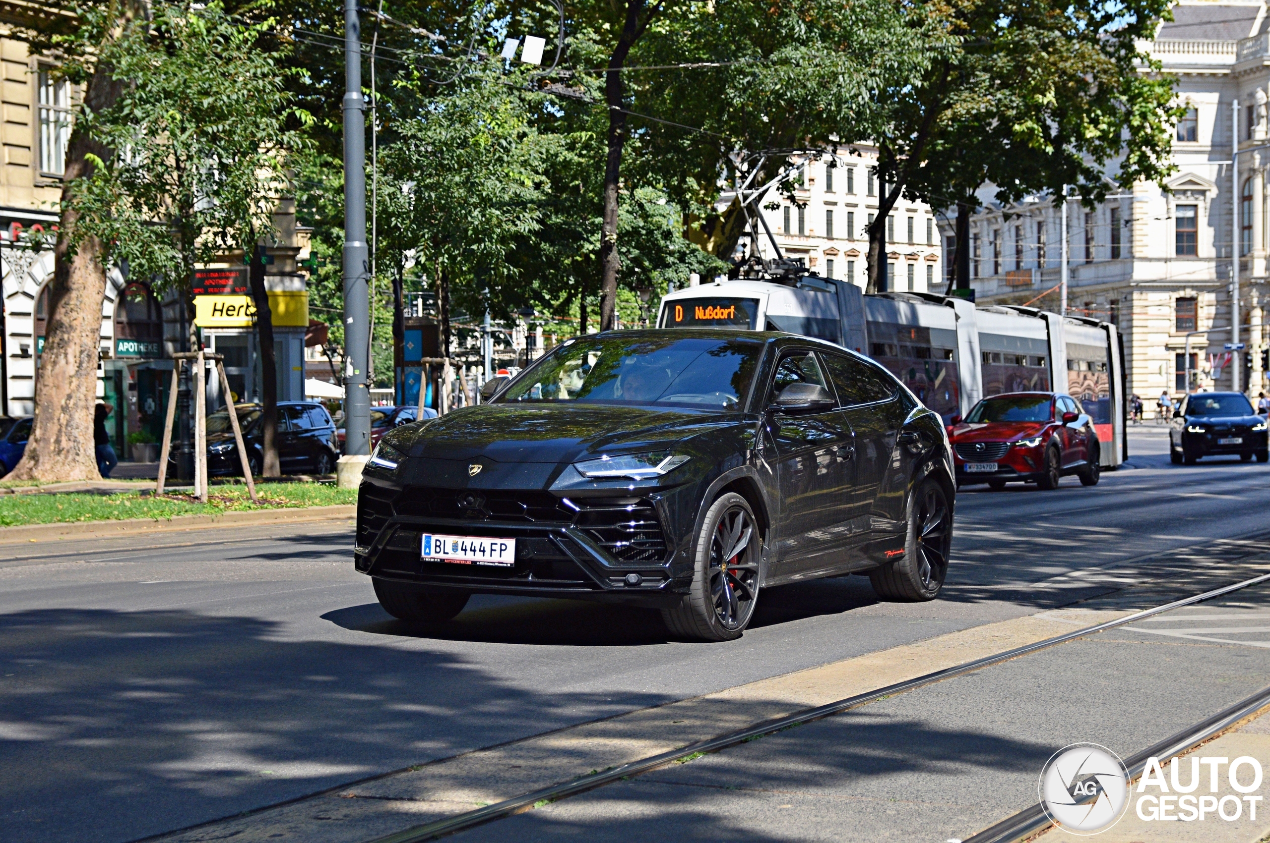 Lamborghini Urus