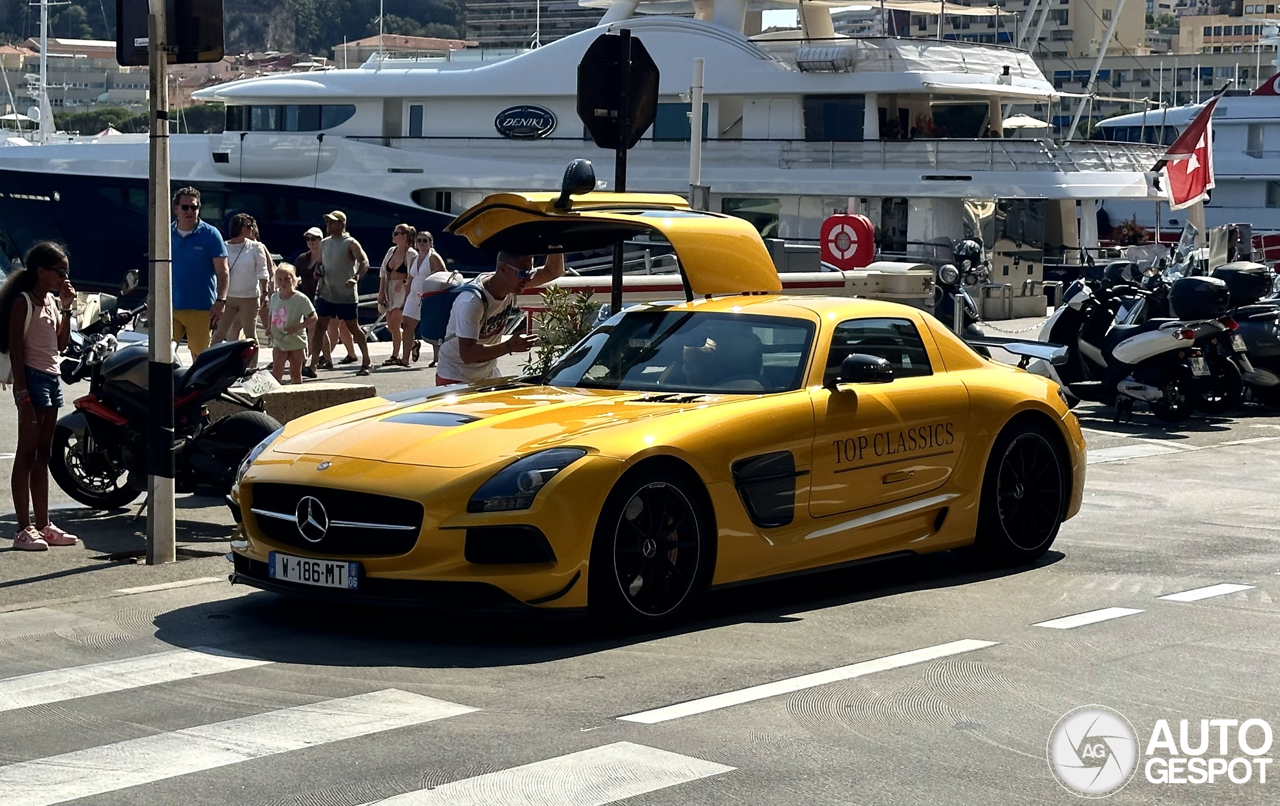 Mercedes-Benz SLS AMG Black Series