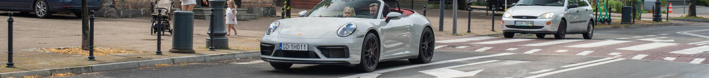 Porsche 992 Carrera 4 GTS Cabriolet