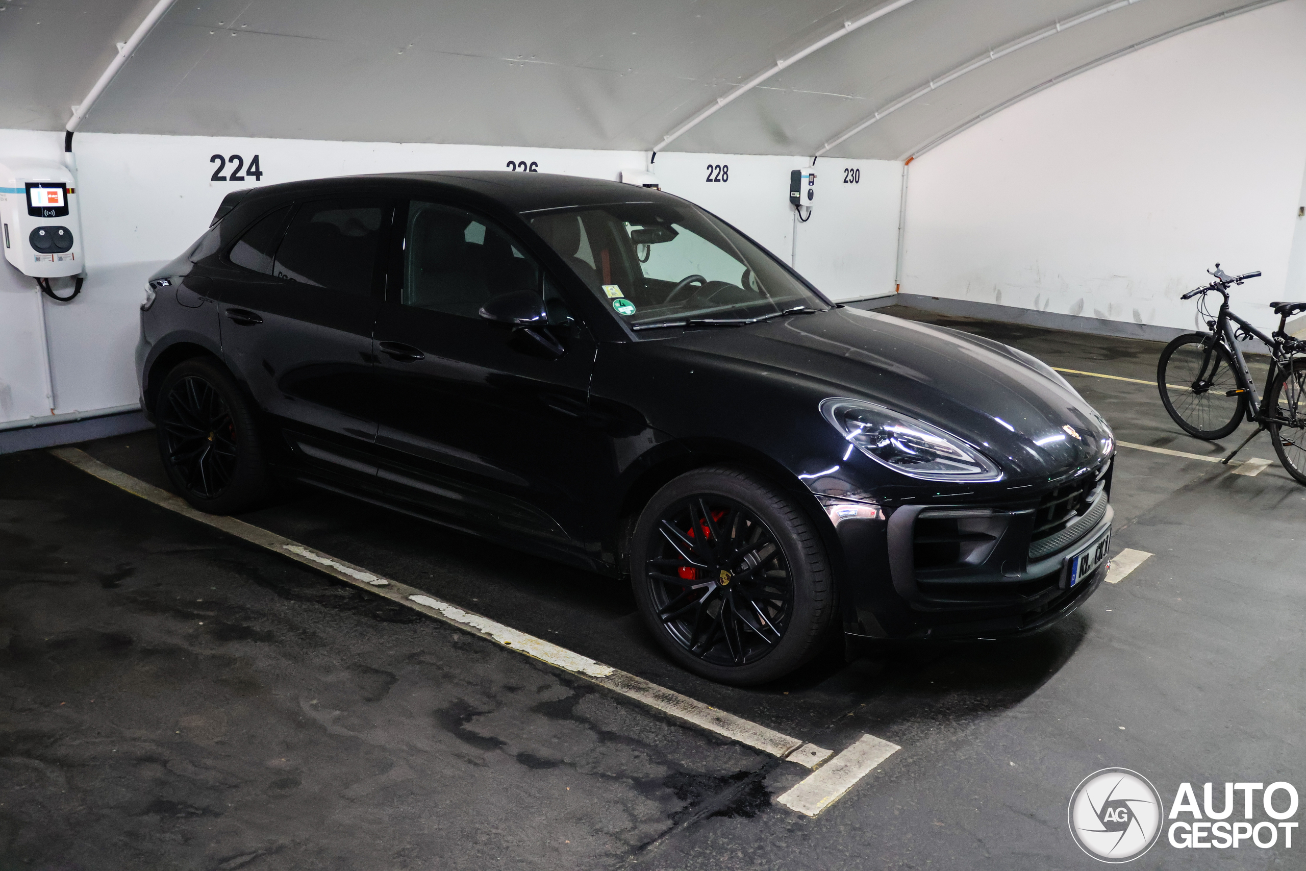 Porsche 95B Macan GTS MkIII