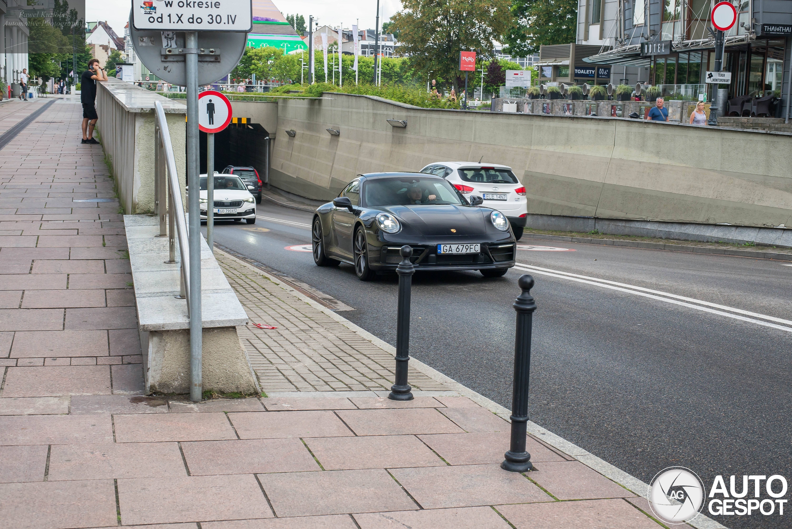 Porsche 992 Carrera 4S