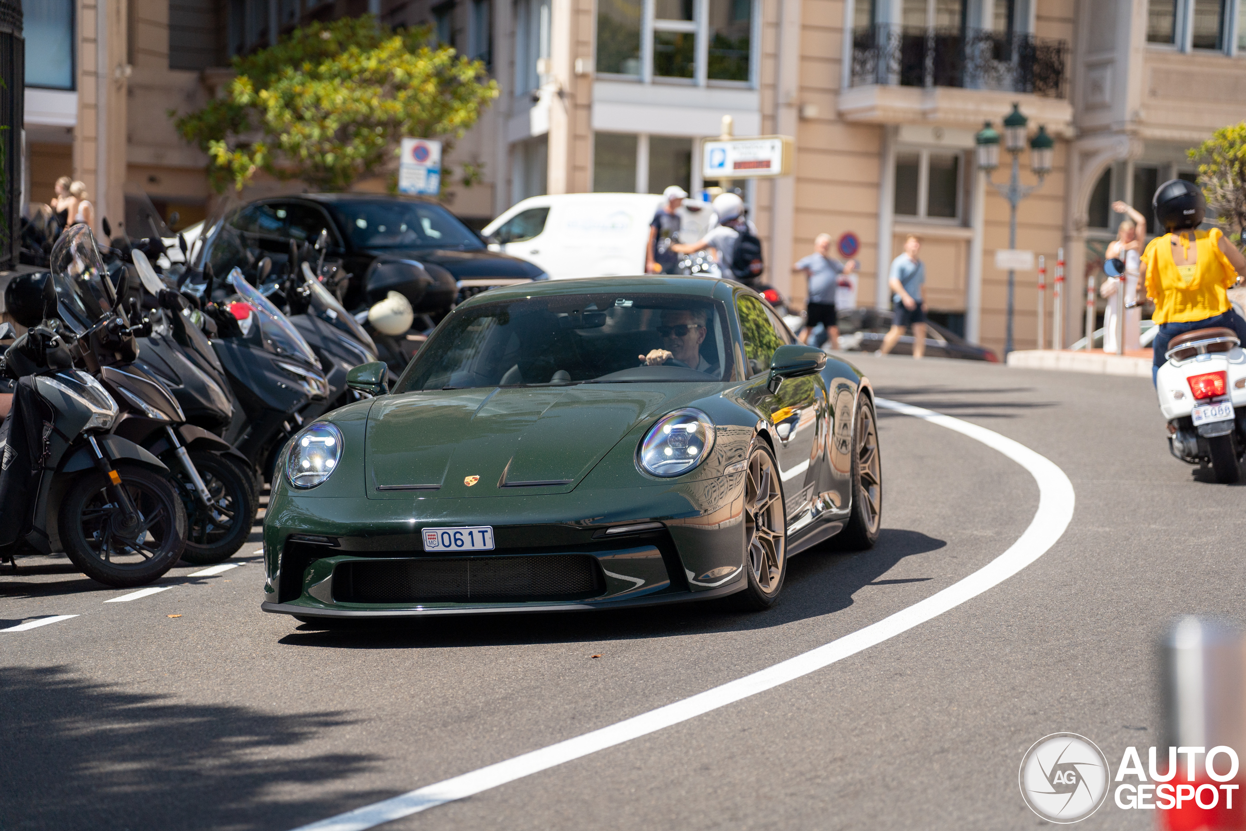 Porsche 992 GT3 Touring