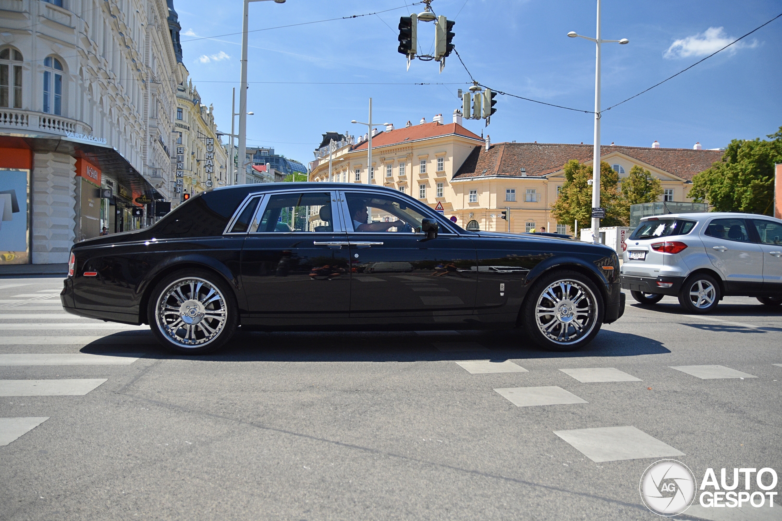 Rolls-Royce Phantom