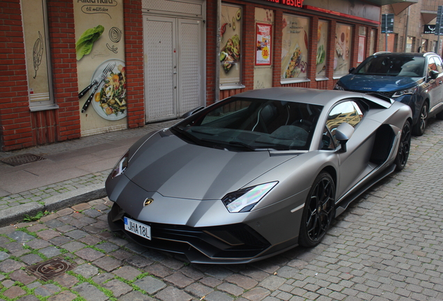 Lamborghini Aventador LP780-4 Ultimae