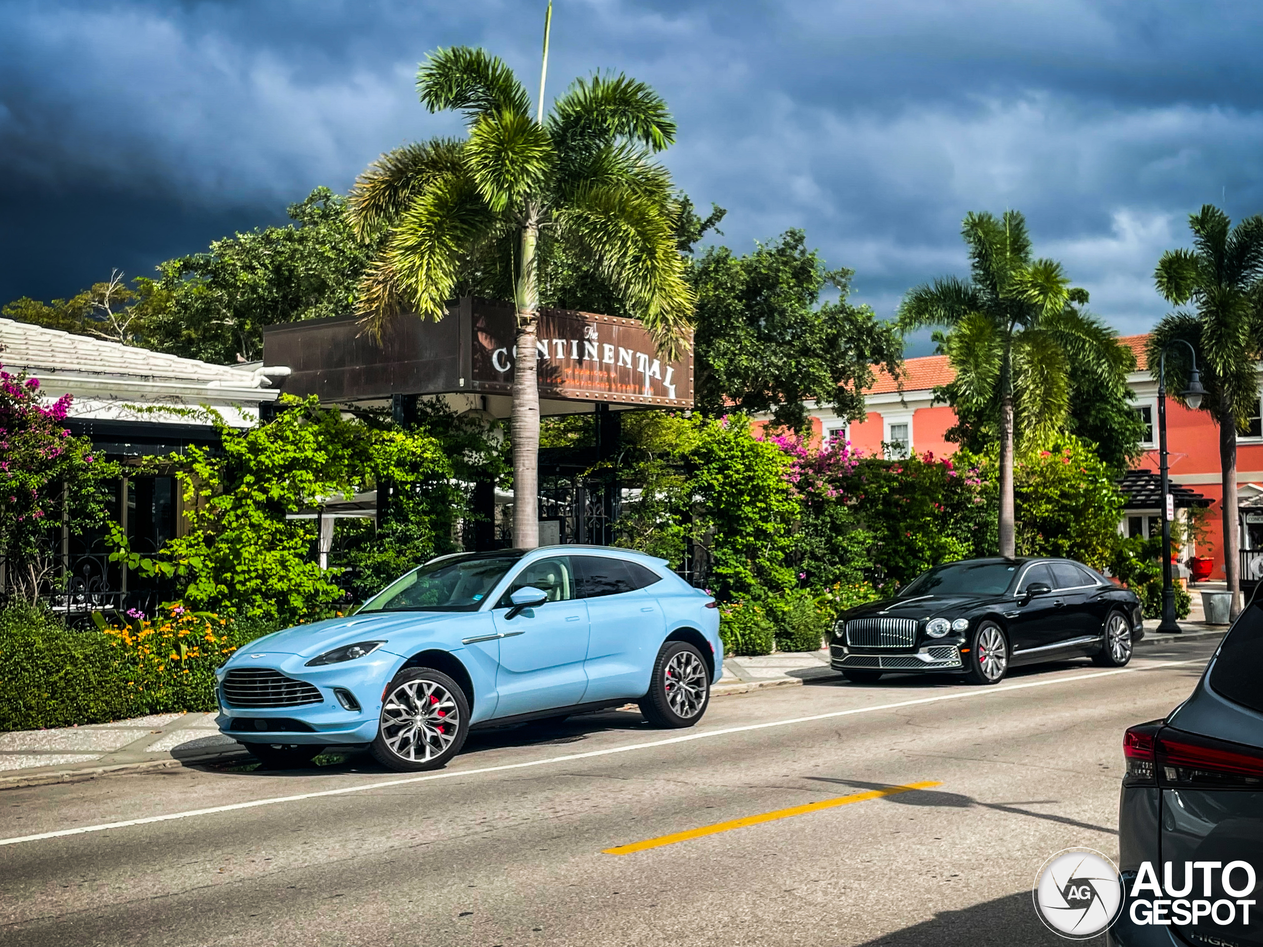 Aston Martin DBX