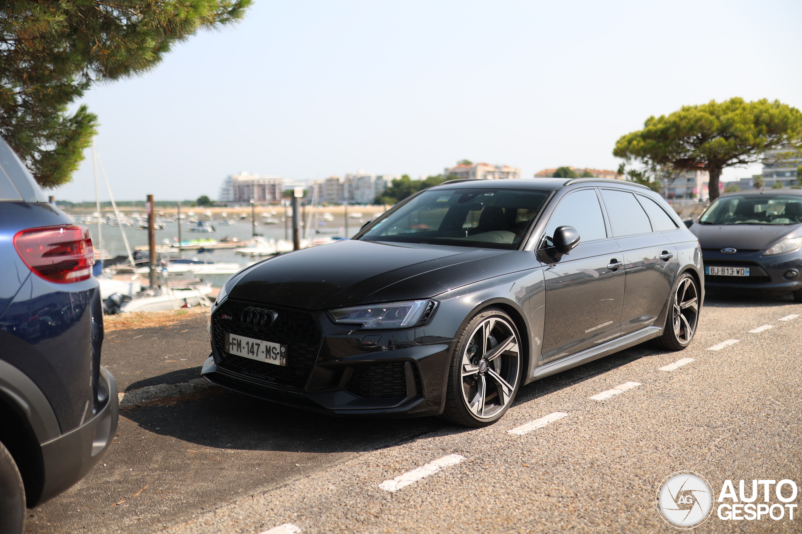 Audi RS4 Avant B9