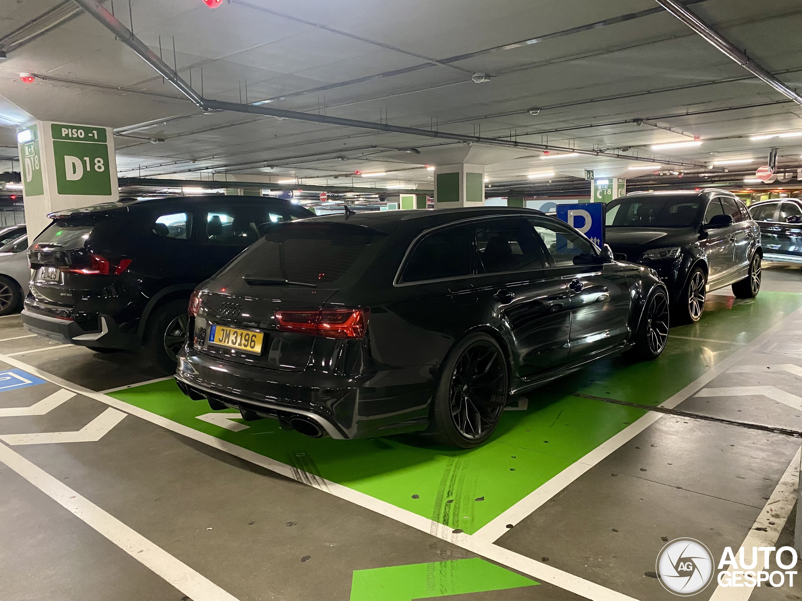 Audi RS6 Avant C7 2015