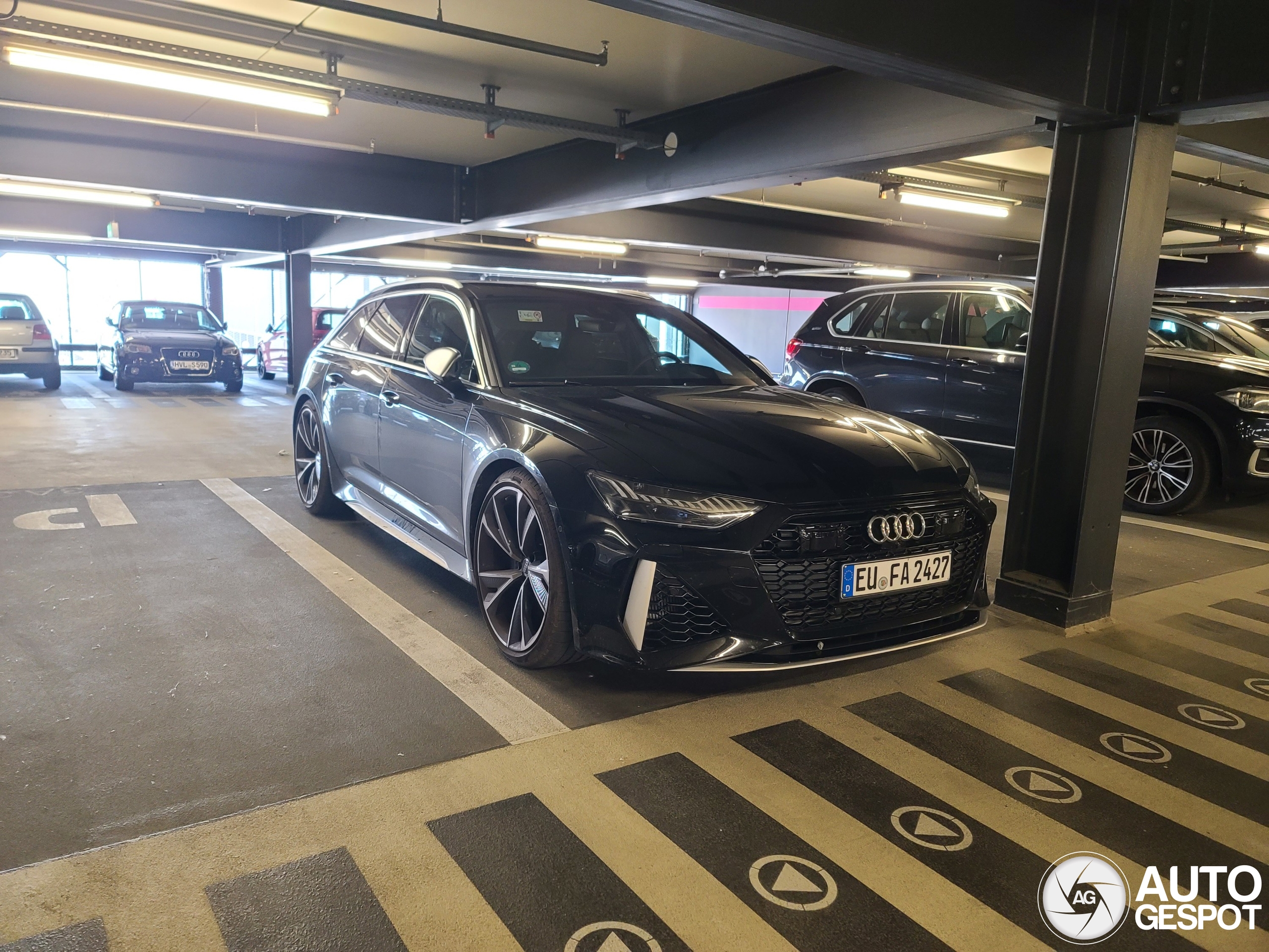 Audi RS6 Avant C8