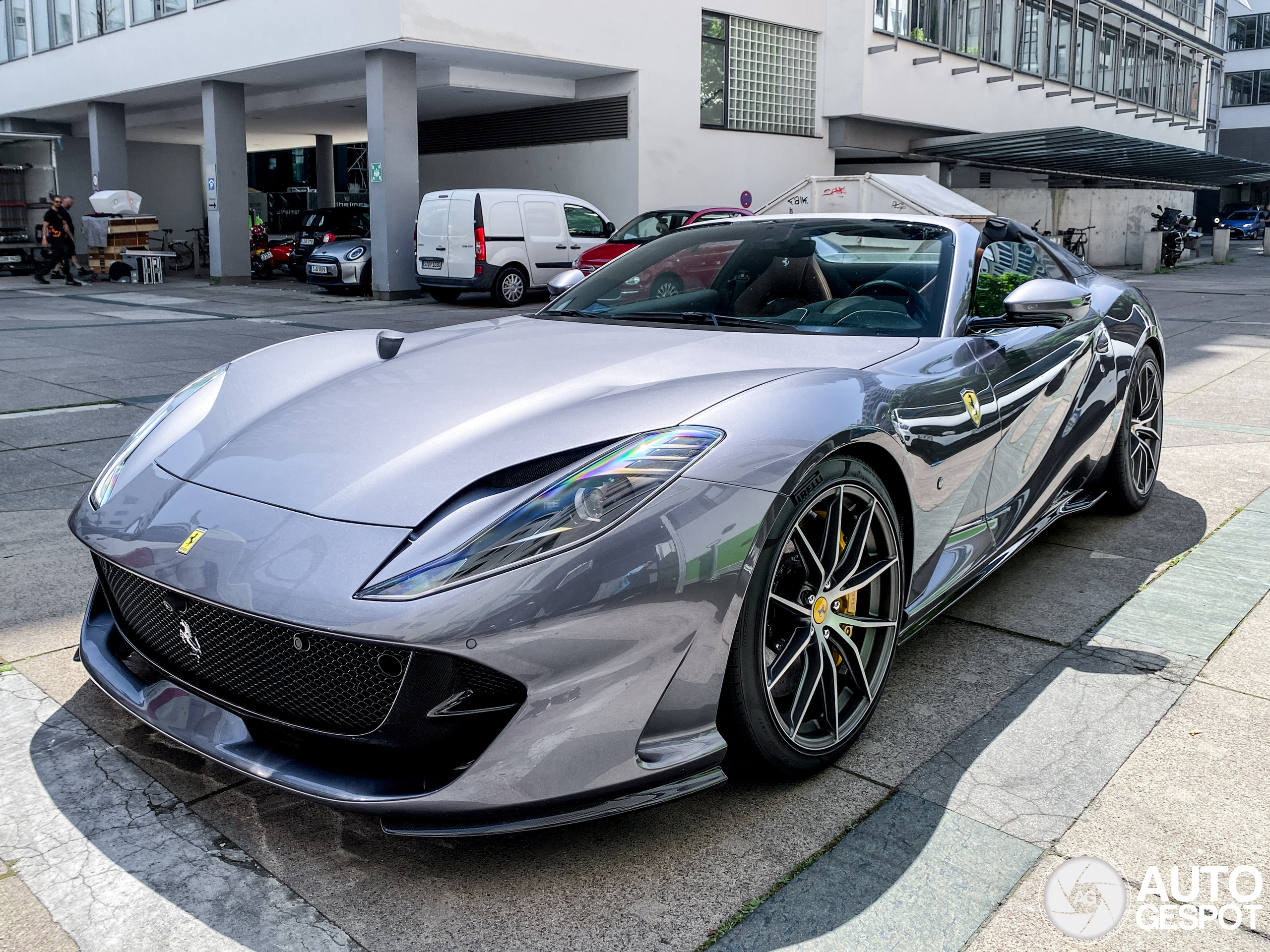 Ferrari 812 GTS