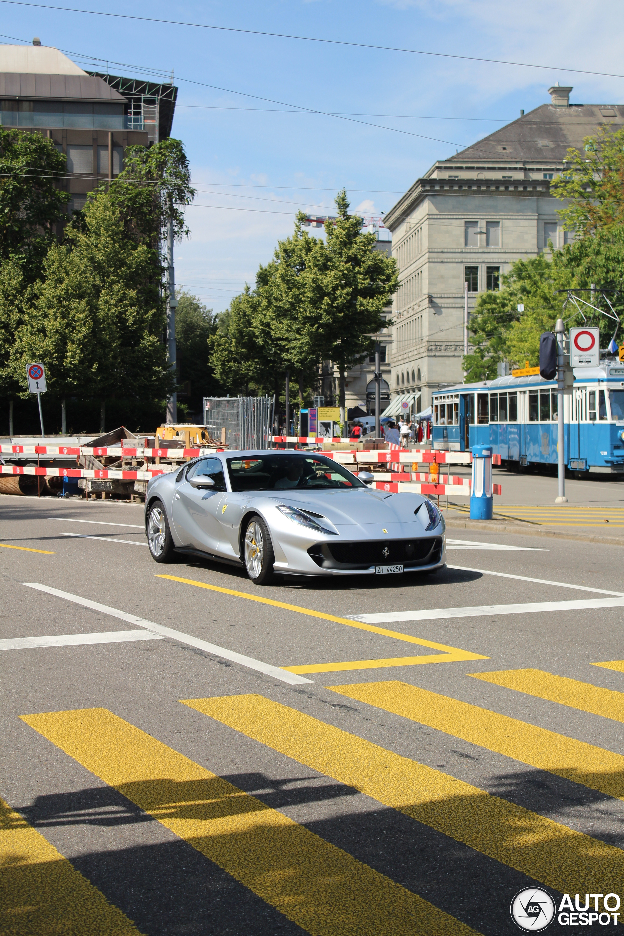 Ferrari 812 Superfast