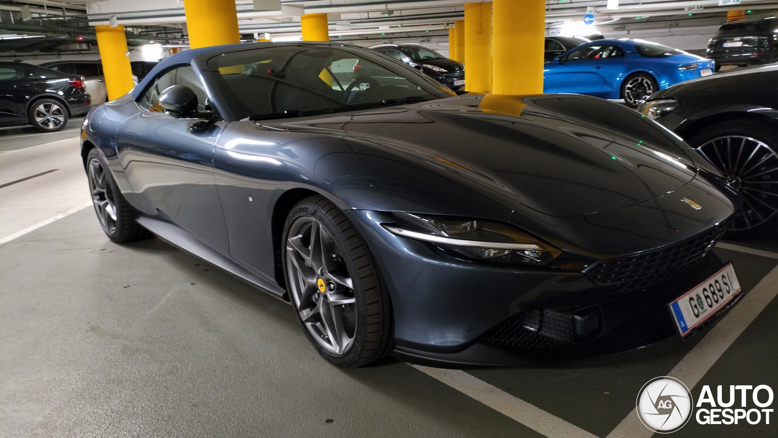 Ferrari Roma Spider