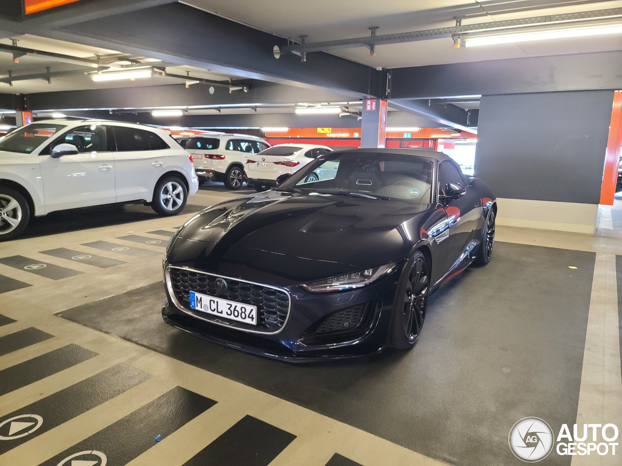 Jaguar F-TYPE P450 75 Convertible