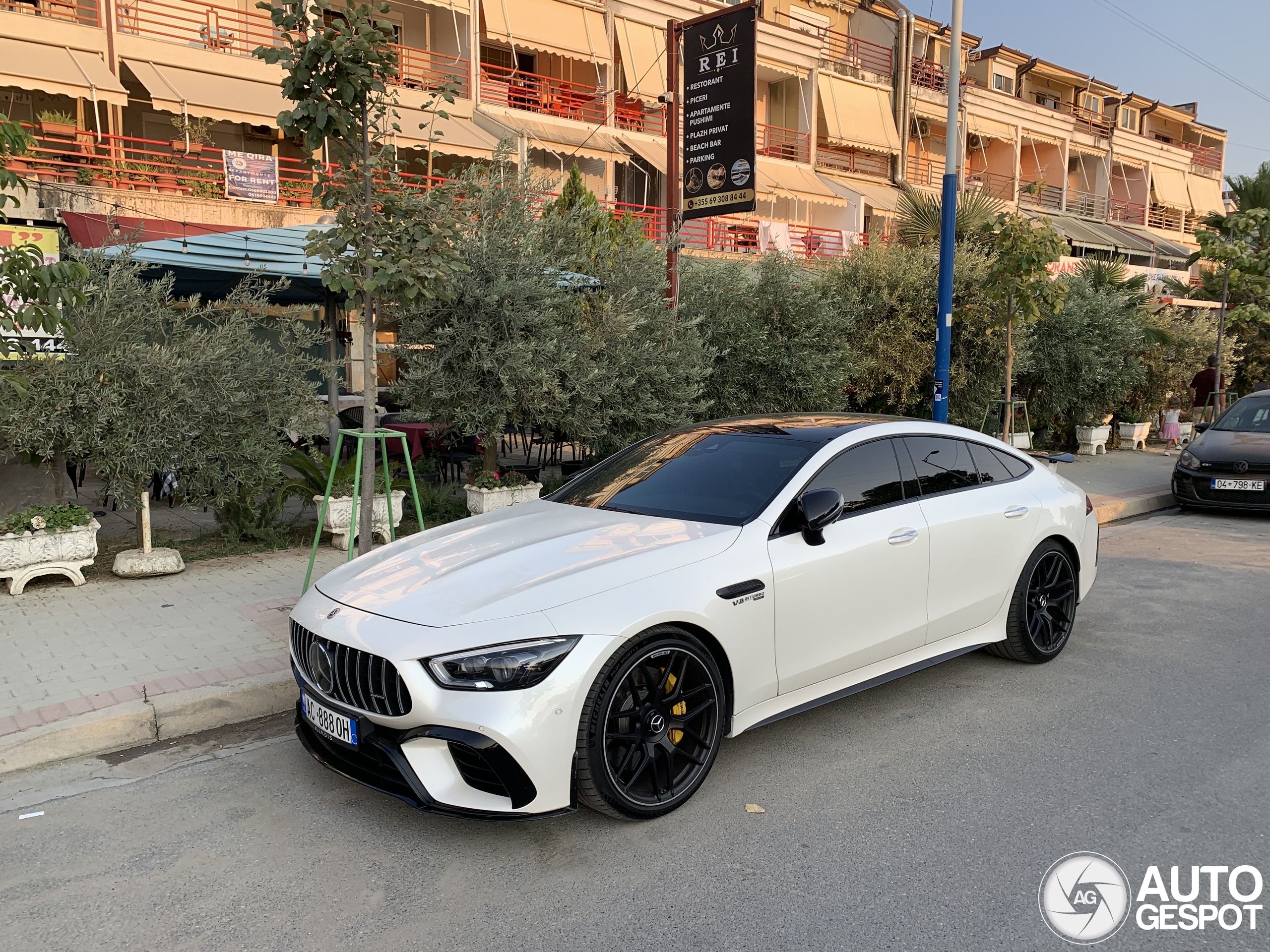 Mercedes-AMG GT 63 S X290